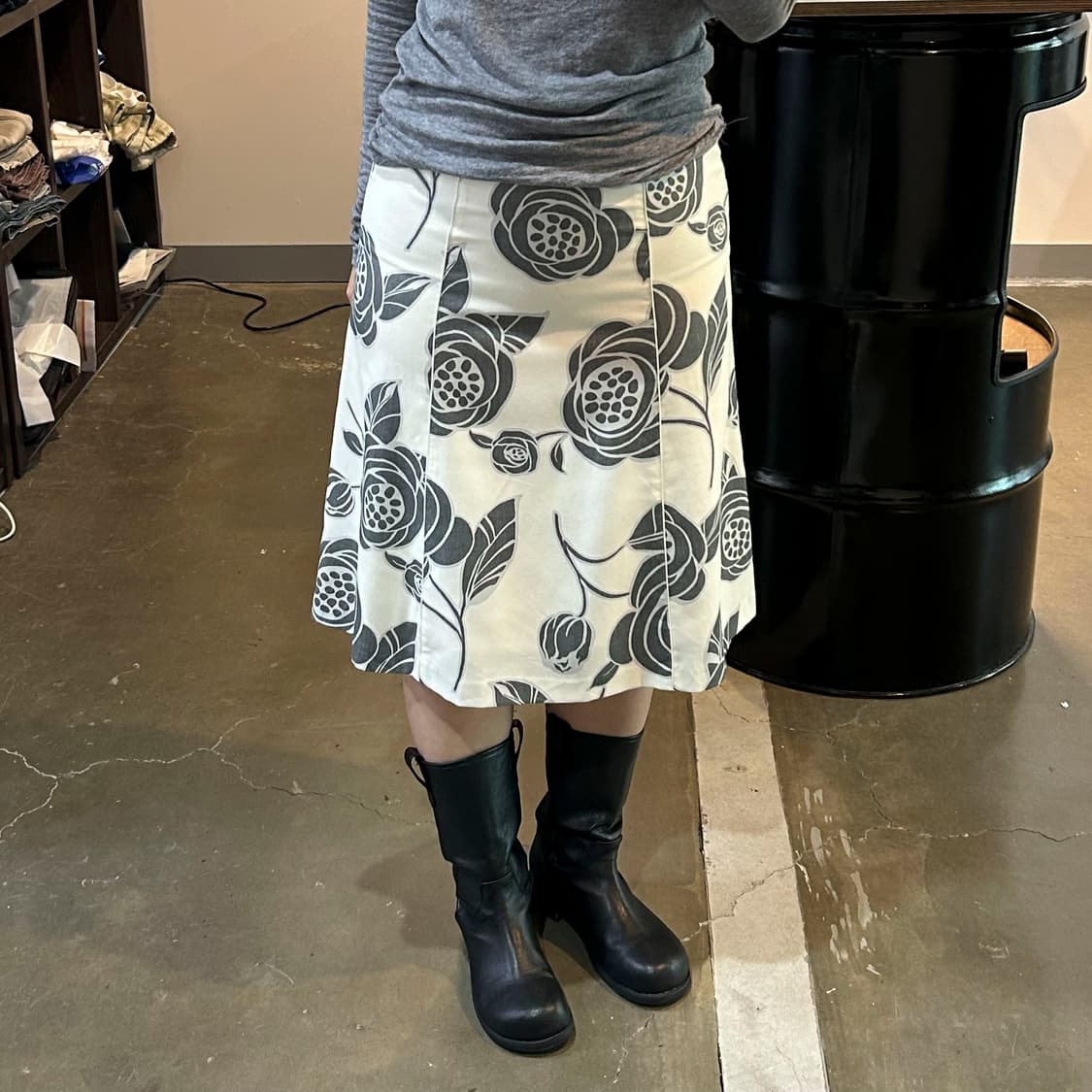 오리엔탈 플라워패턴 미디 스커트 상품이미지1