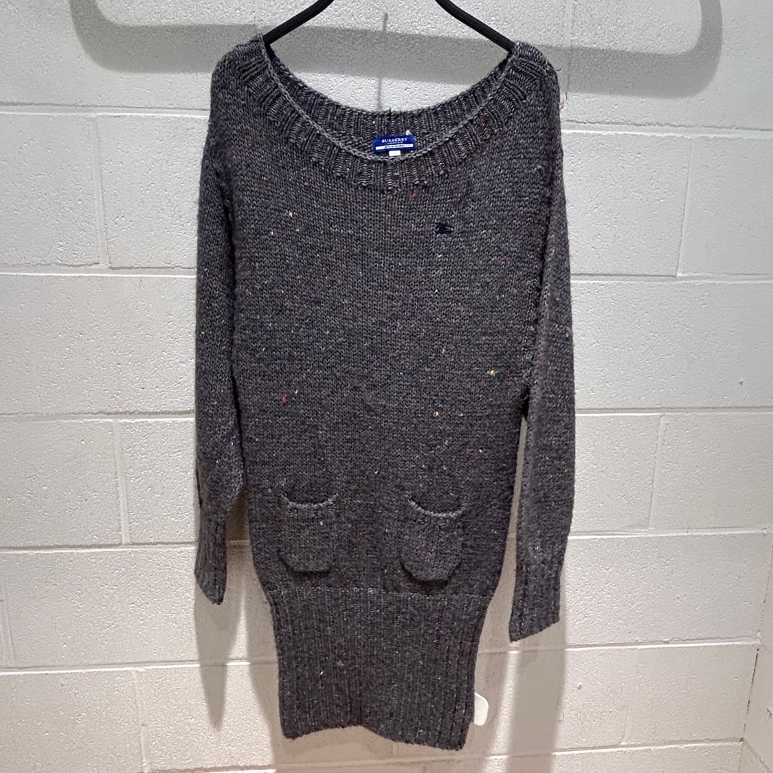 Burberry Grey Off-Shoulder Knit Dress 상품이미지7