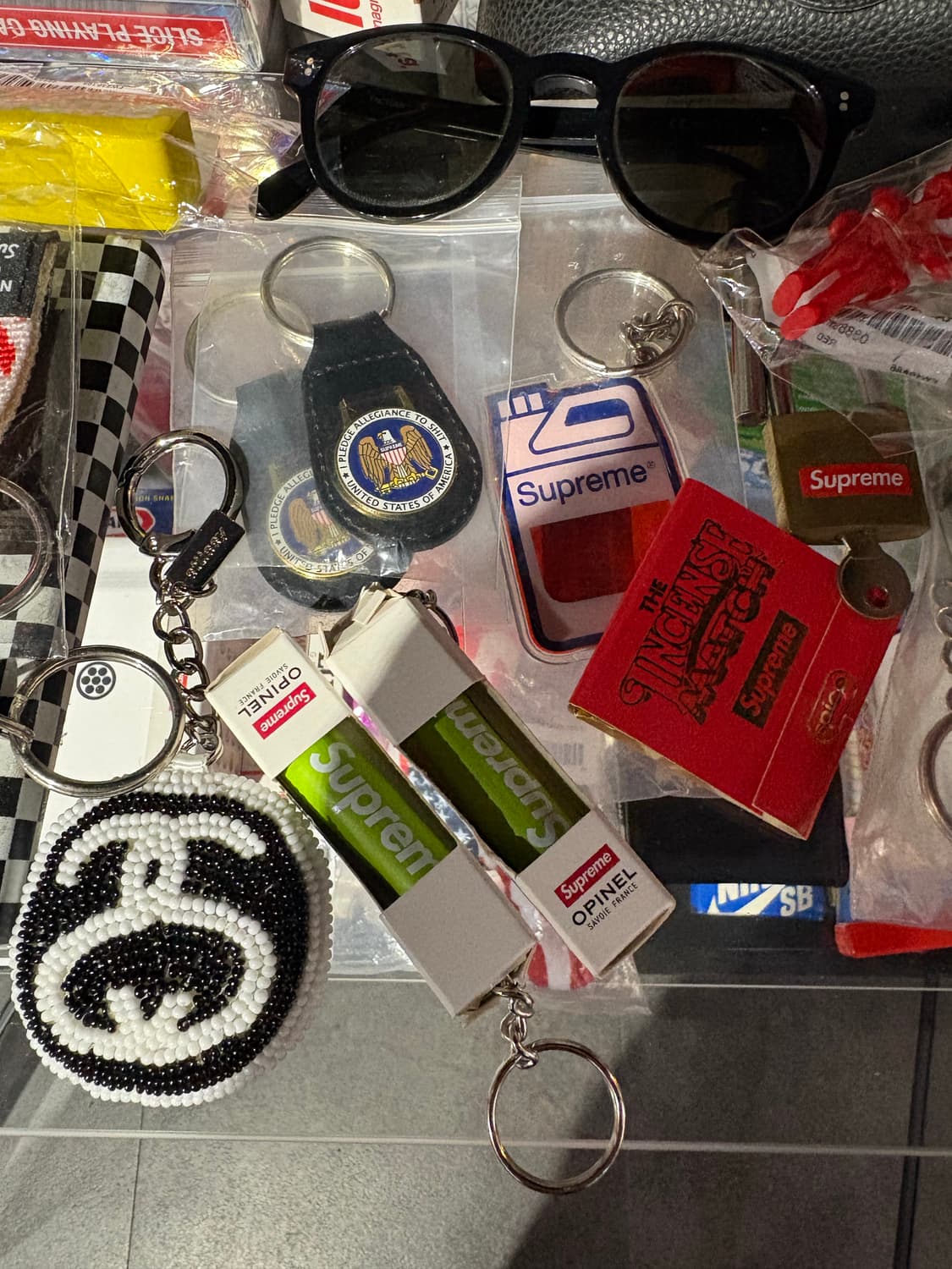 슈프림 x 오피넬 No. 4 나이프 키체인 25FW 상품이미지2