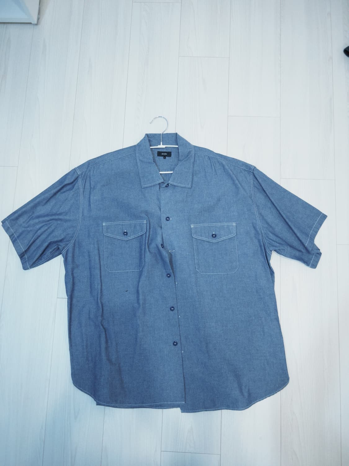 빔즈 반팔 셔츠 L사이즈입니다. 상품이미지1