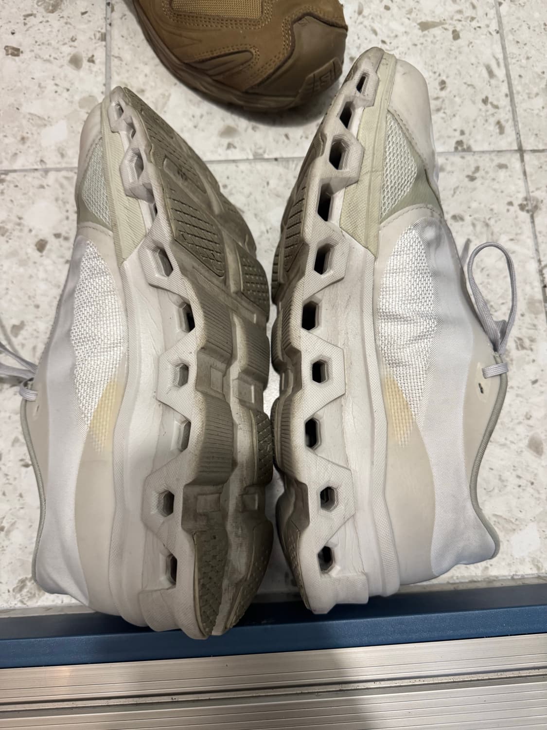 온파프 문더스트 285사이즈 상품이미지2