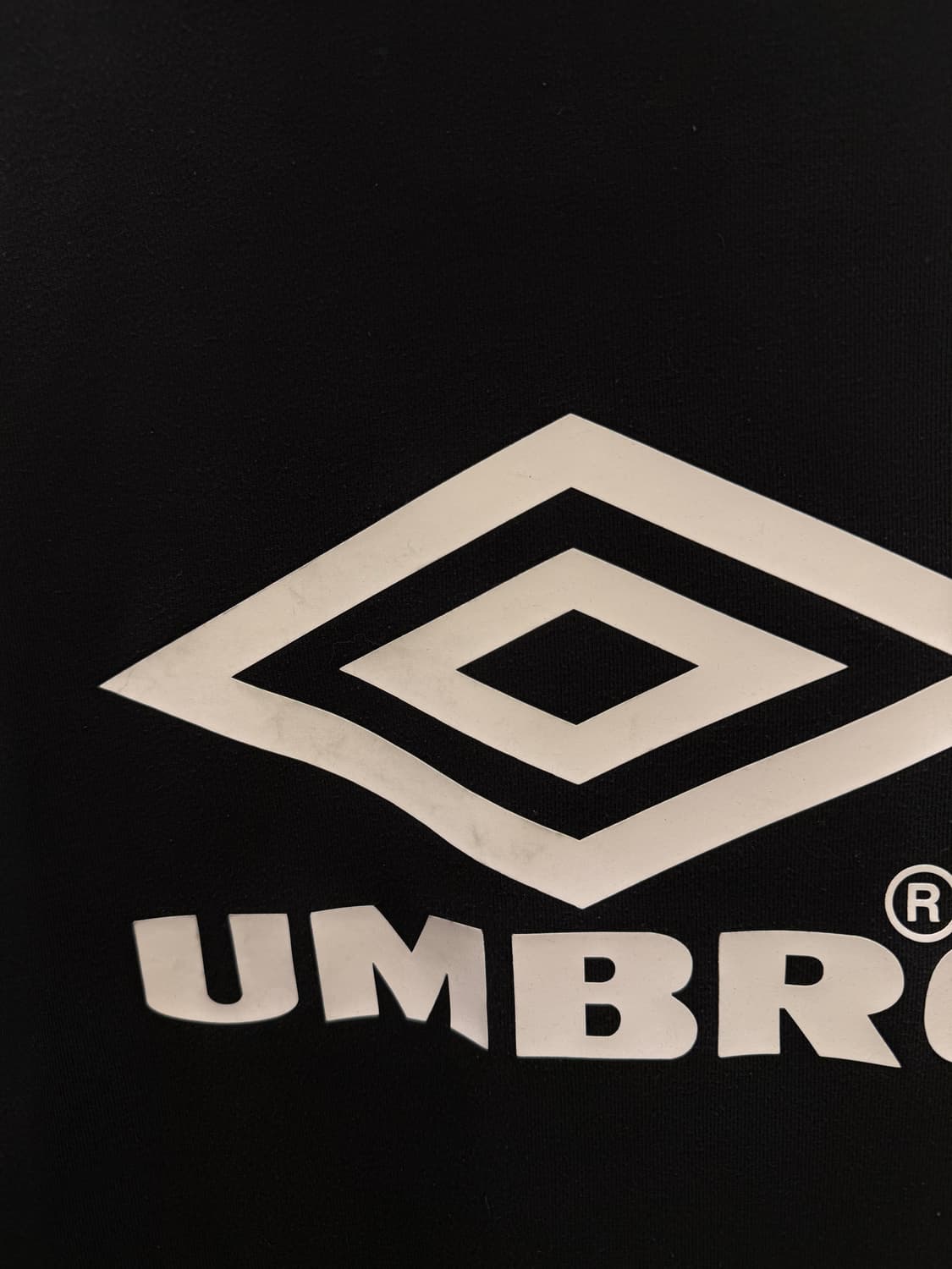 엄브로 빅로고 후드집업 블랙 U1570 상품이미지6