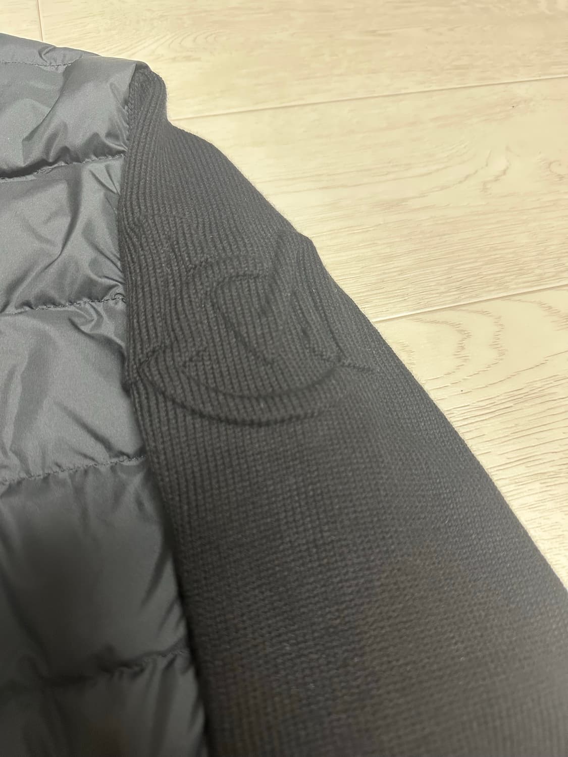 몽클레어 니트패딩 새상품급 상품이미지4