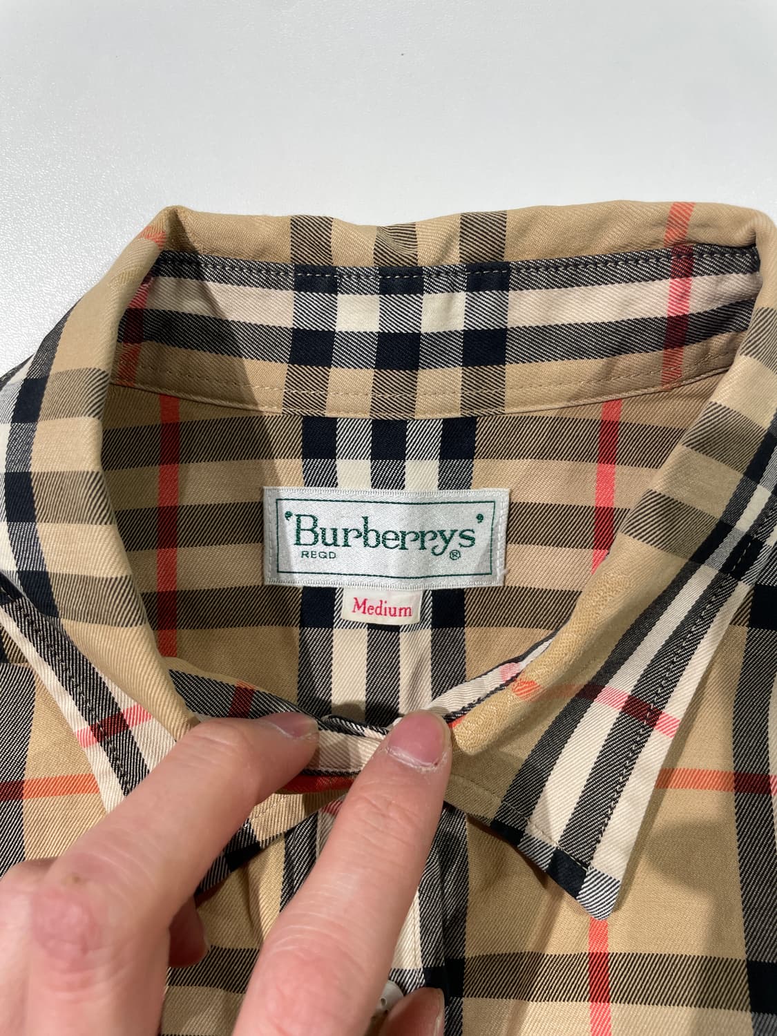 버버리 베이지 싱글 포켓 노바체크 기마로고 코튼 셔츠 상품이미지7