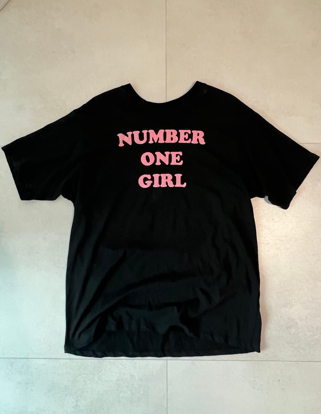 로제 팝업 티셔츠 number one girl 상품이미지1