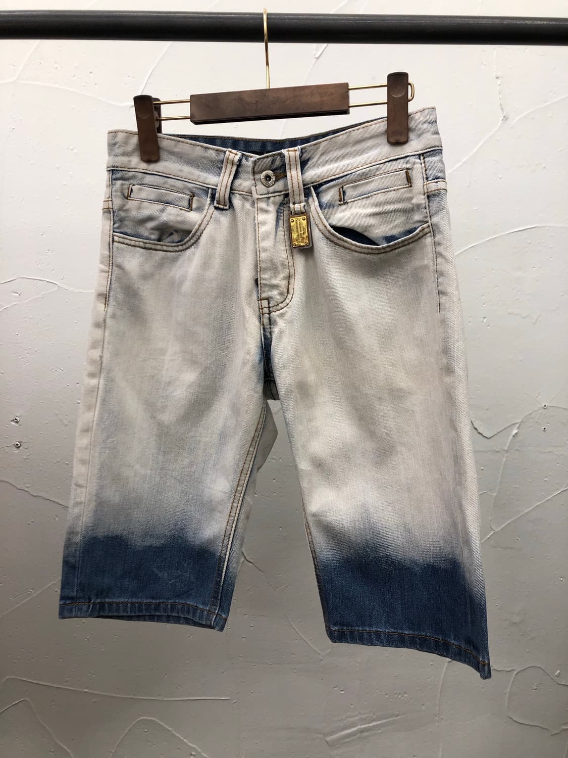 돌체앤가바나 워싱 데님 쇼츠 상품이미지1