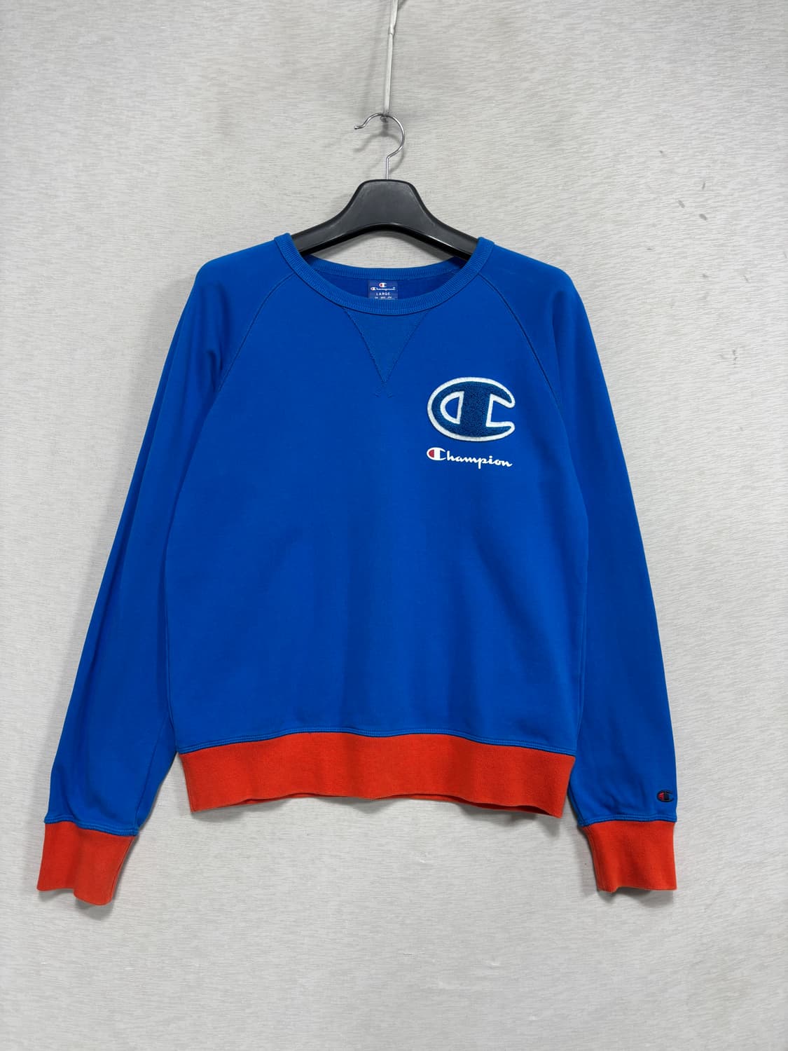 챔피온 블루 오렌지 맨투맨 상품이미지1