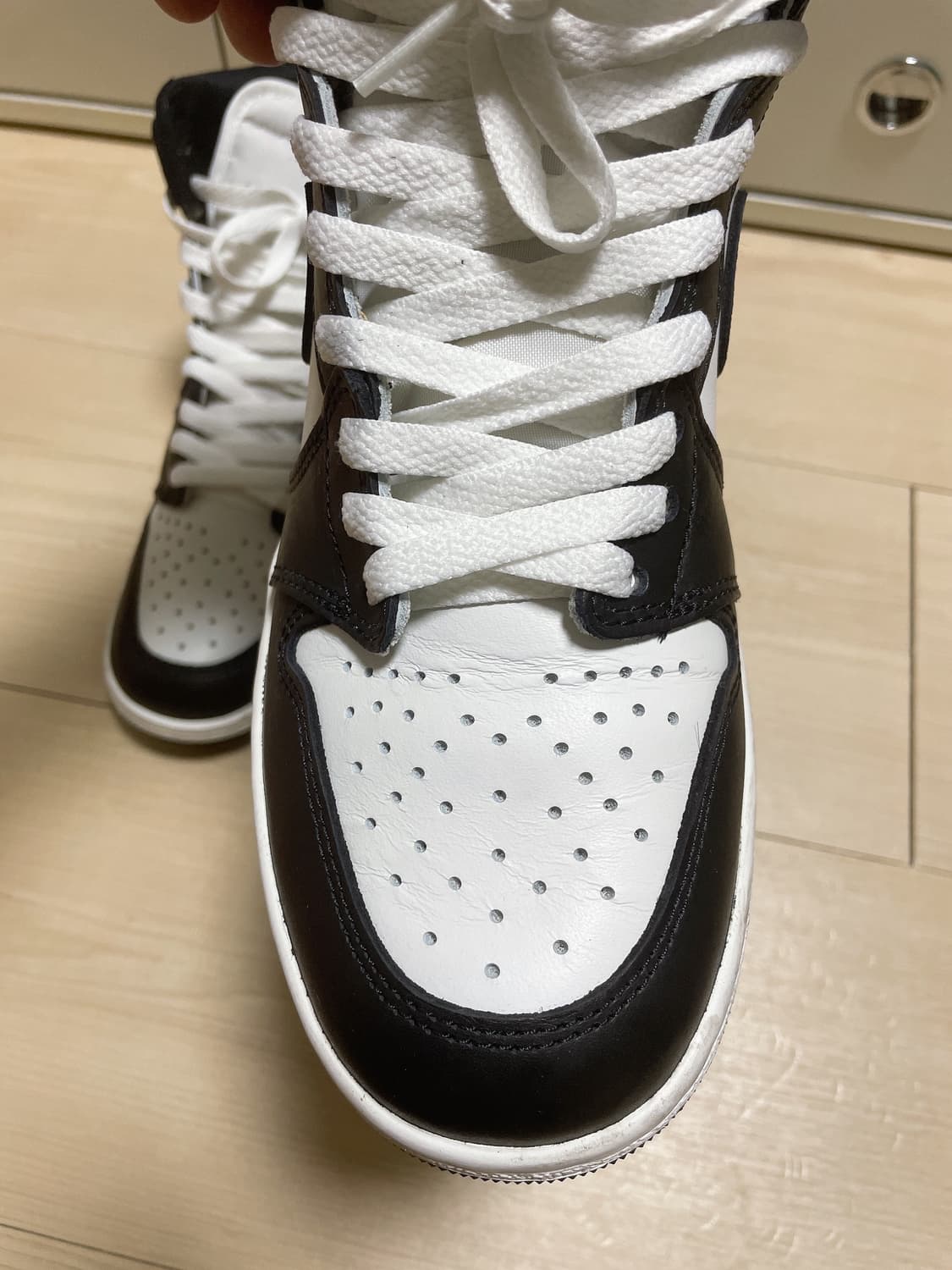 나이키 에어 조던 1 하이 블랙 앤 화이트 255 상품이미지7