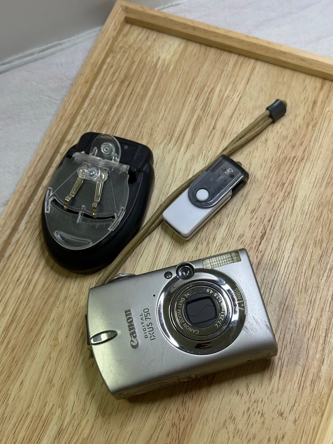 캐논 ixus 750 아일릿 원희 디카 canon 익서스 750 상품이미지1