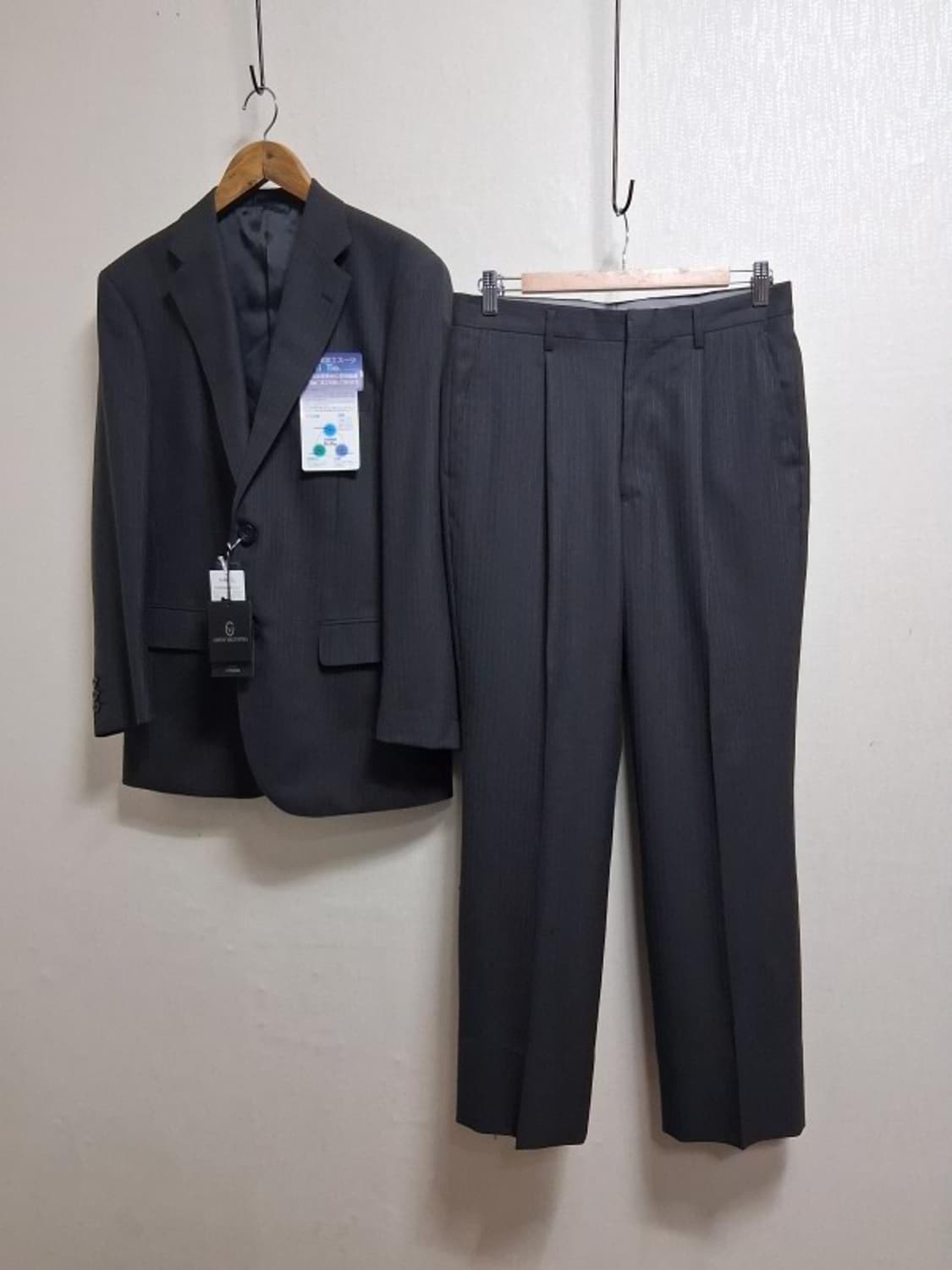 지아니 발렌티노 남성 춘추 정장셋업 새상품상태100 32인치 상품이미지1