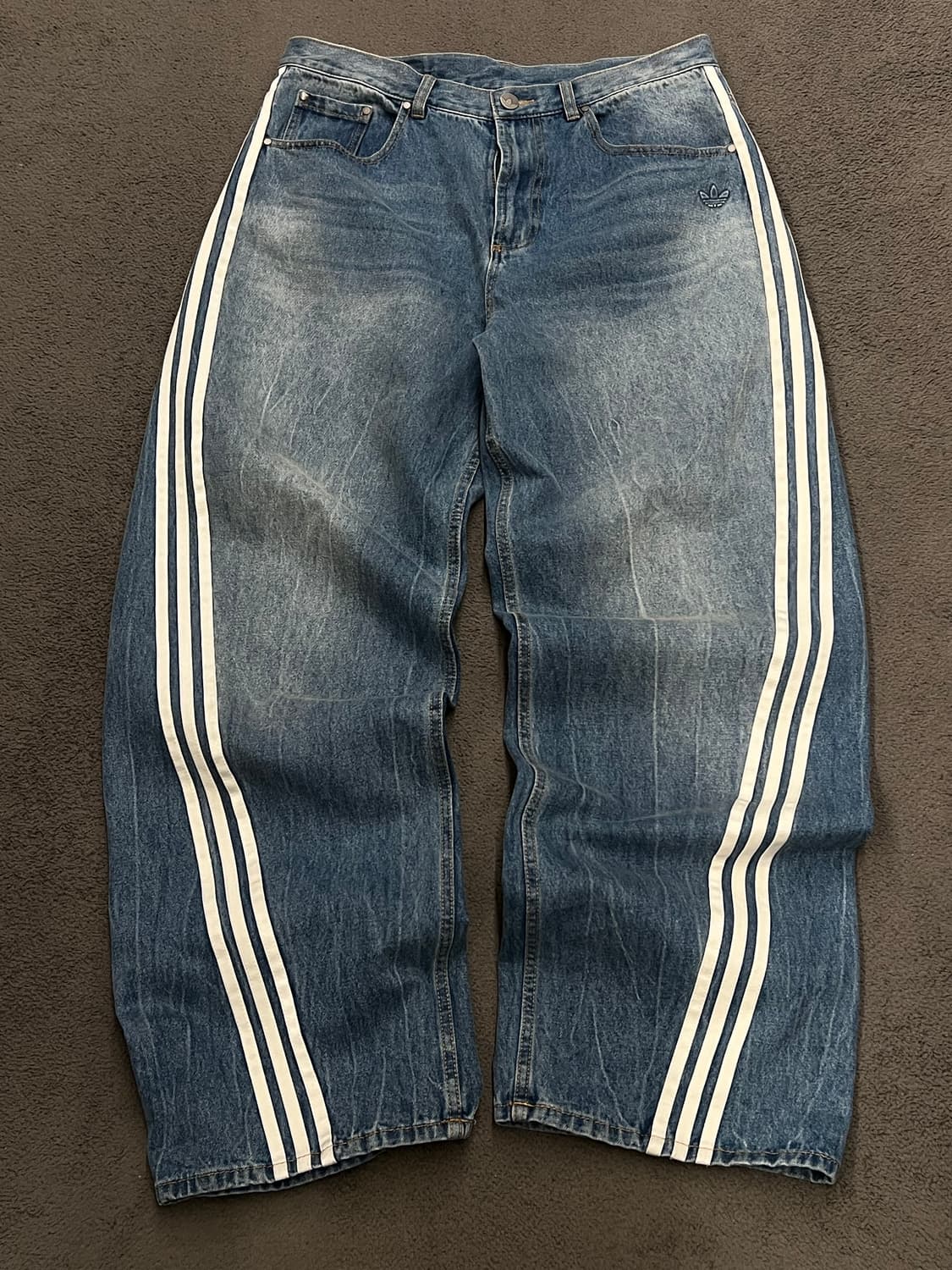 아디다스 아딜레늄 와이드 팬츠 처분  상품이미지1