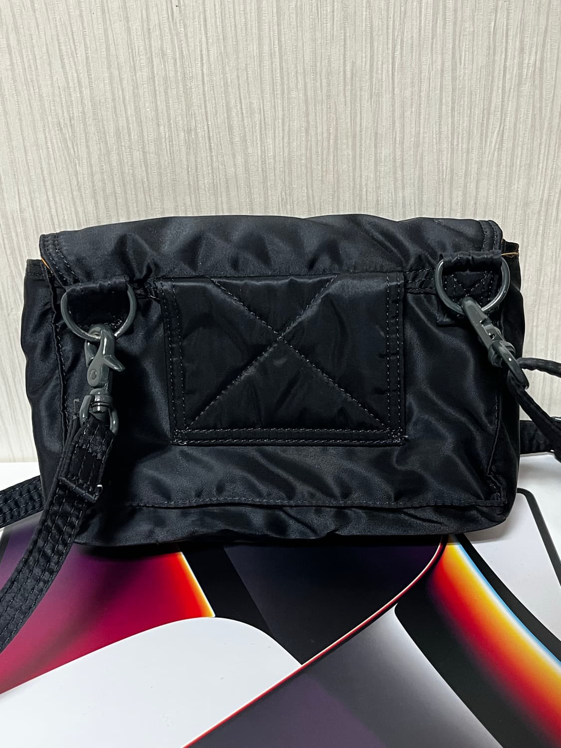 탱커 숄더백 블랙 상품이미지2