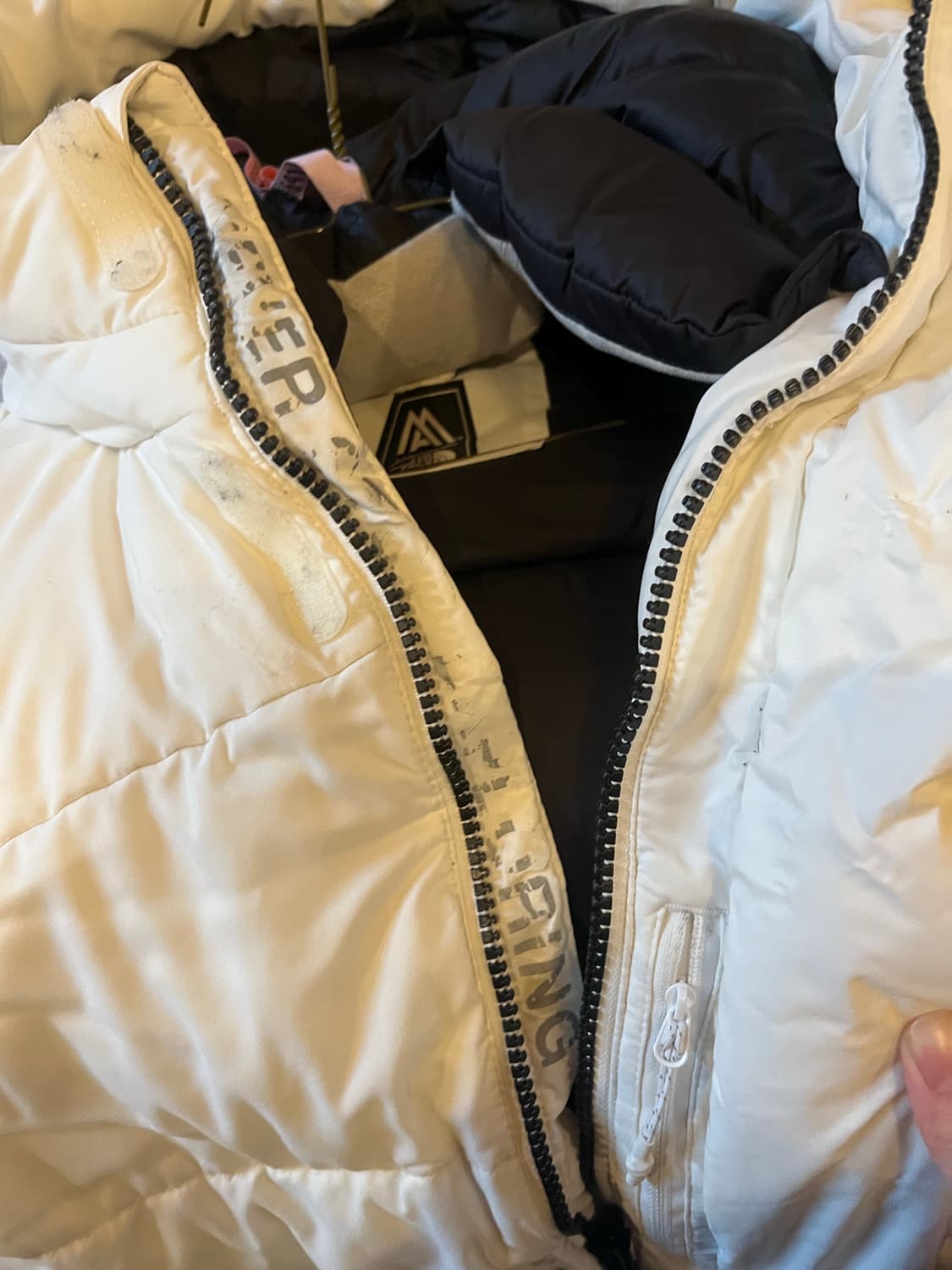 노스페이스 화이트 롱패딩 M(95) 판매 상품이미지3