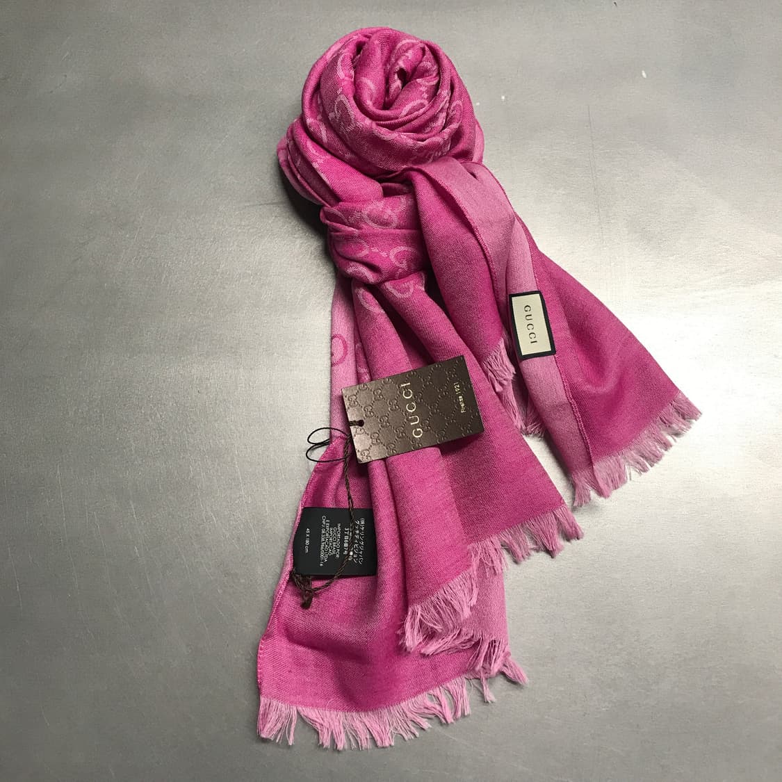 구찌 로고 스카프 핑크 새상품 상품이미지1