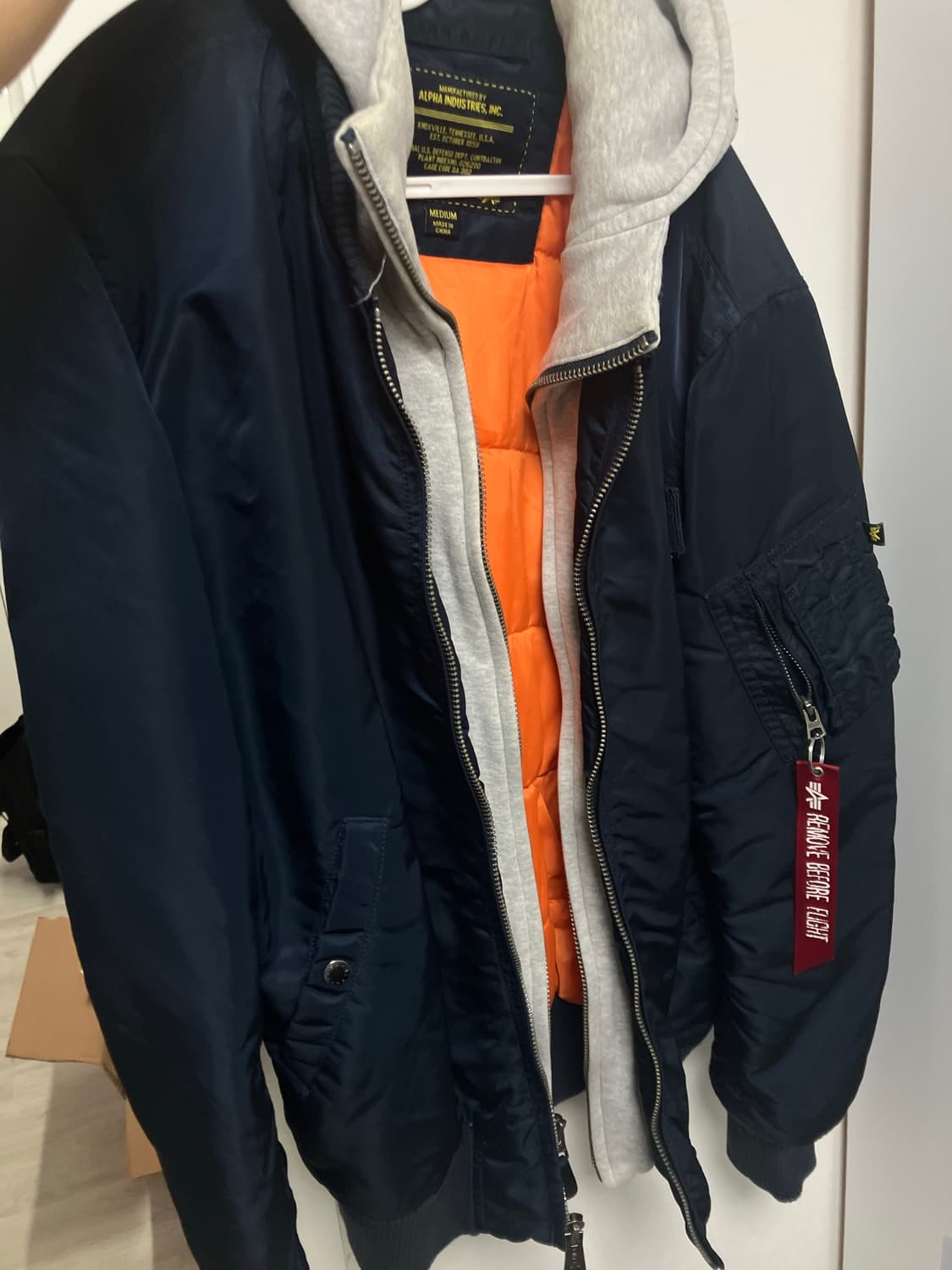 알파인더스트리 ma-1 후드자켓 네이비 상품이미지1