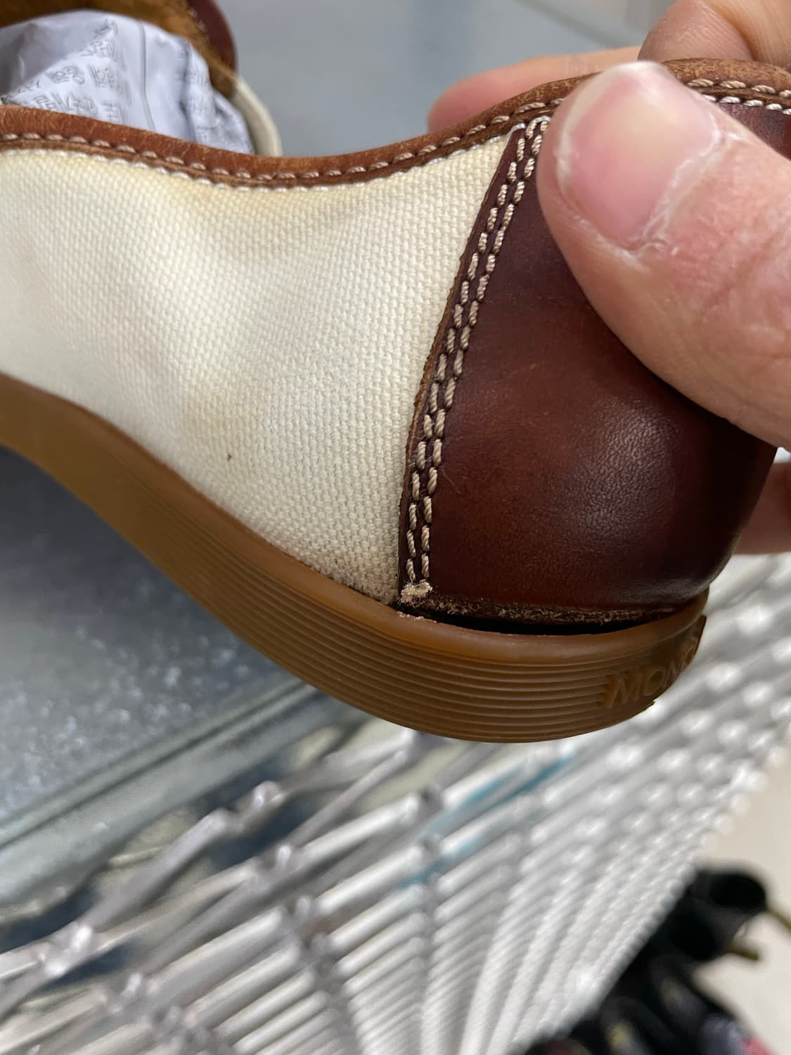 몽클레어 슬립온 39 상품이미지9