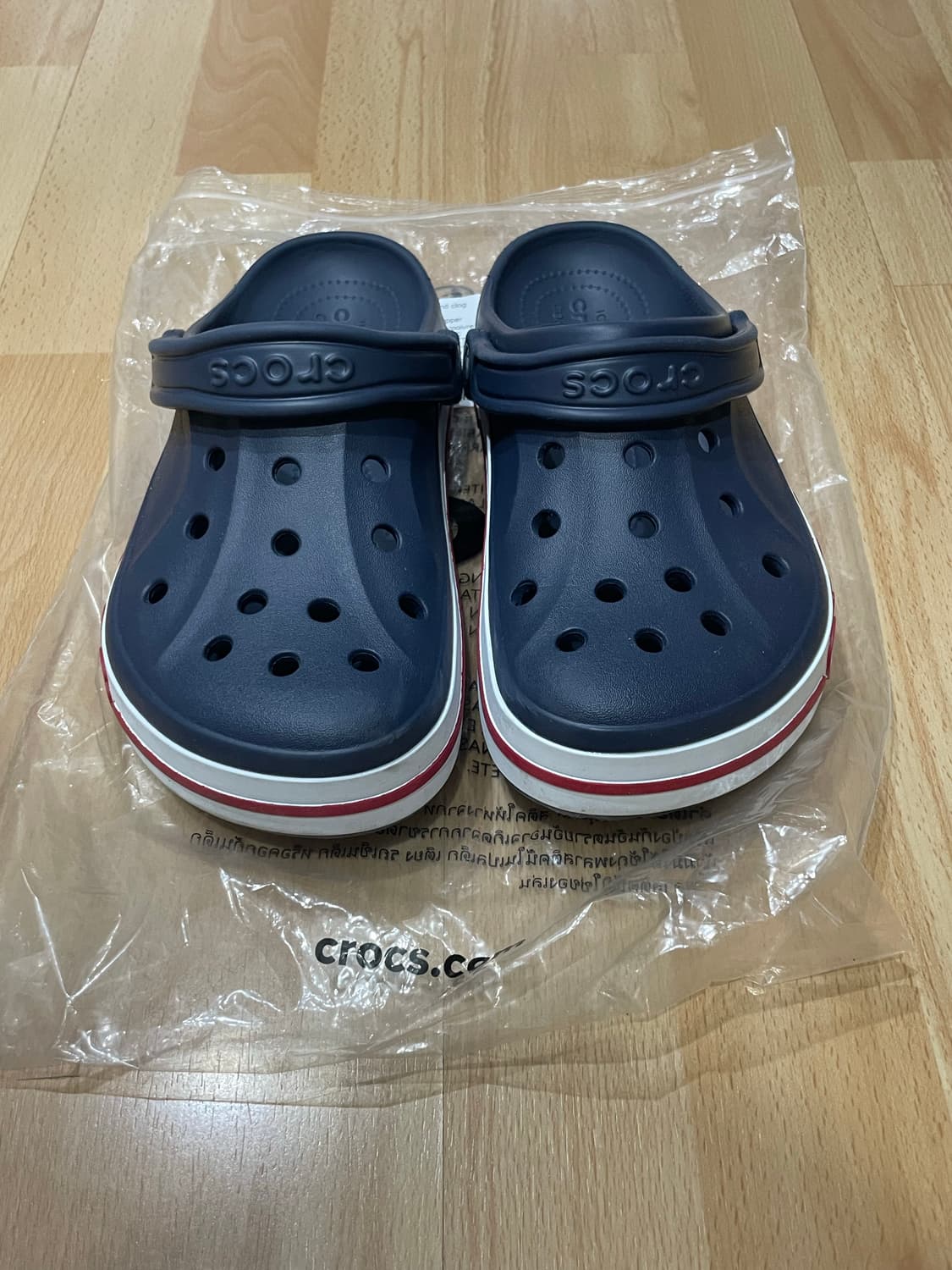 크록스 240 상품이미지1