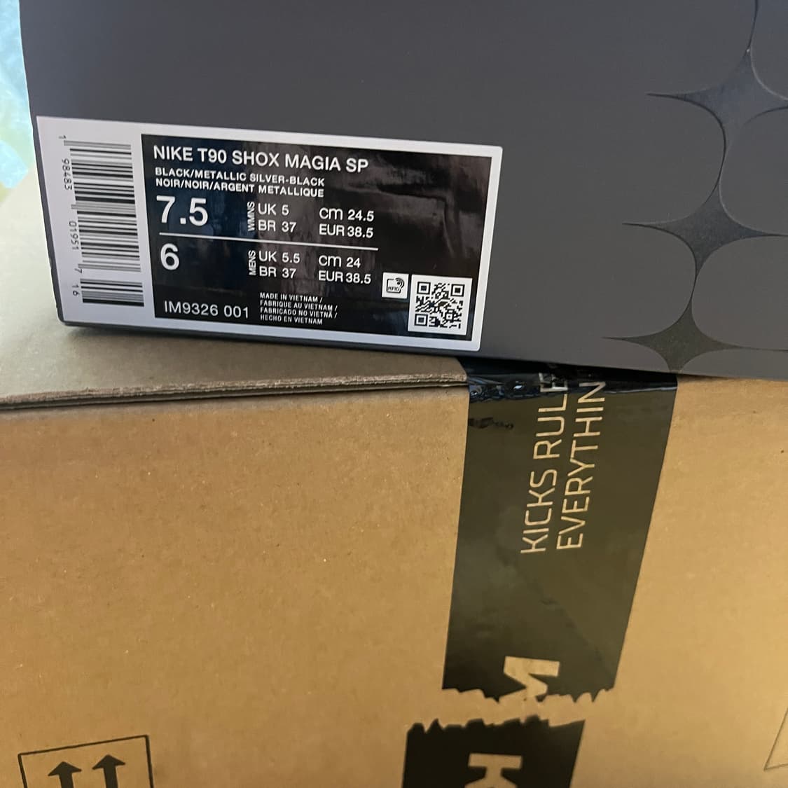 나이키 토탈 90 마하암스테르담 샥스 245 새상품 상품이미지2