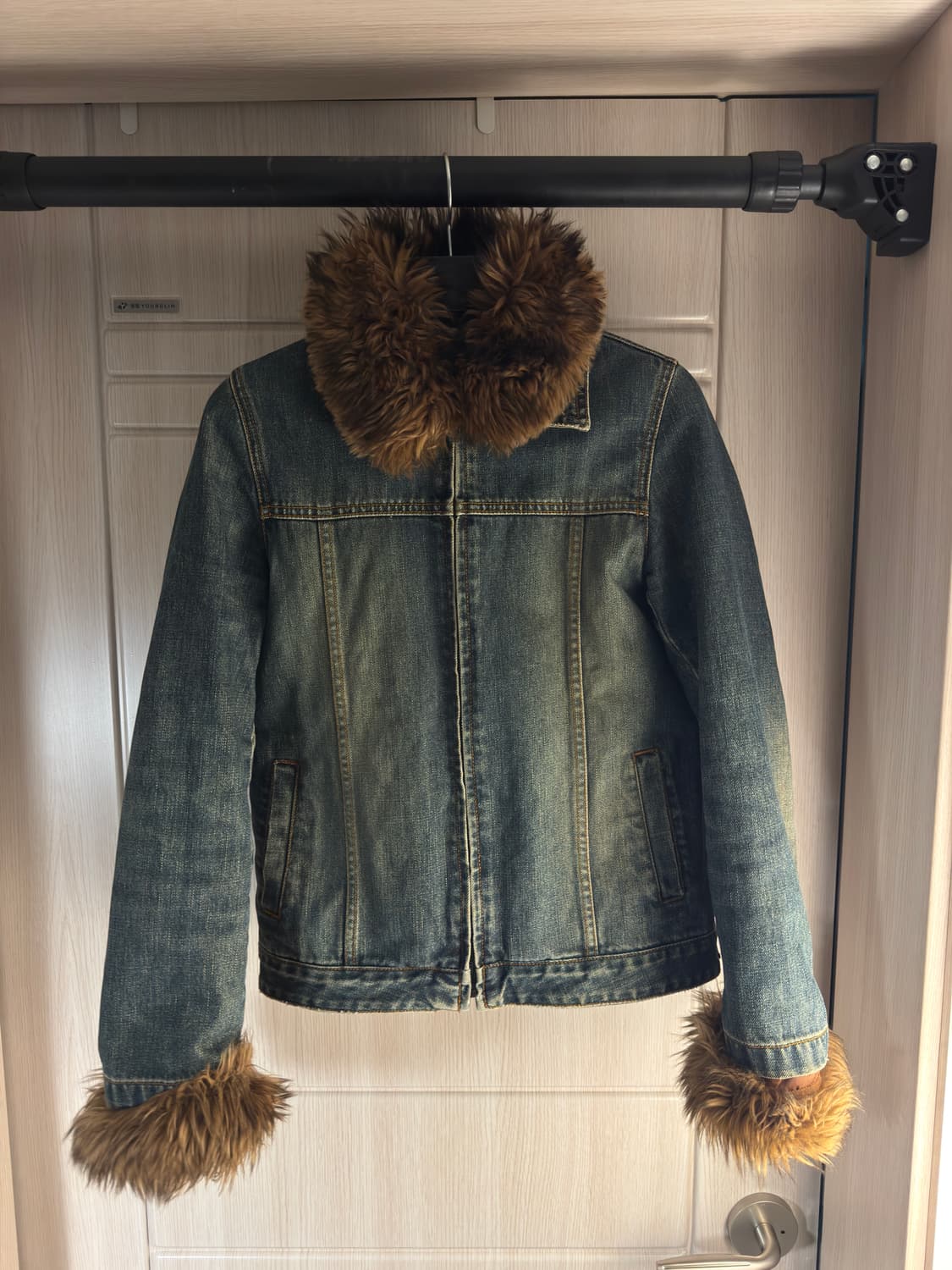 OZOC 오조크 퍼 데님 자켓 상품이미지1