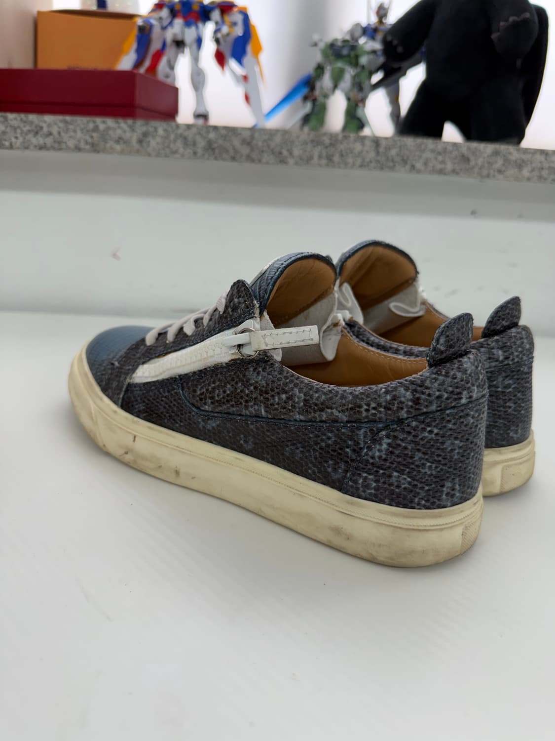 정품) 쥬세페자노티 블루 뱀피 스니커즈 37 상품이미지7