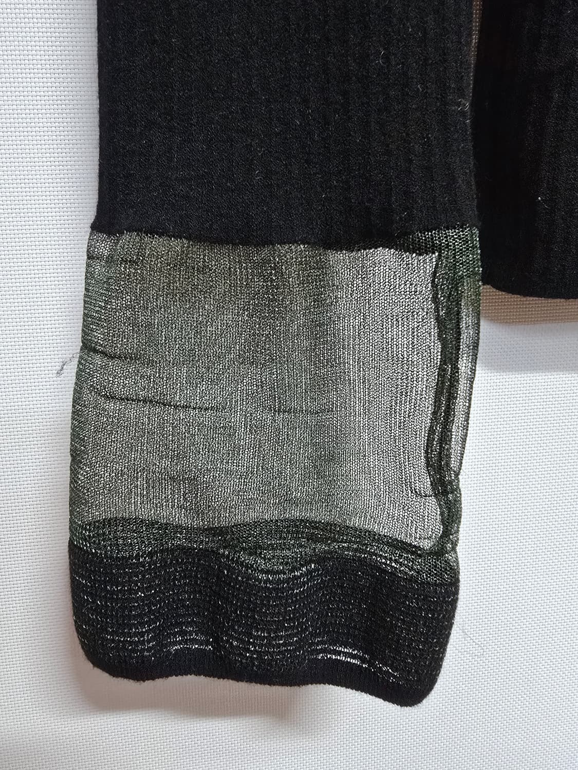 타임 블랙 시스루 소매 니트 긴팔티 롱스커트 상품이미지2