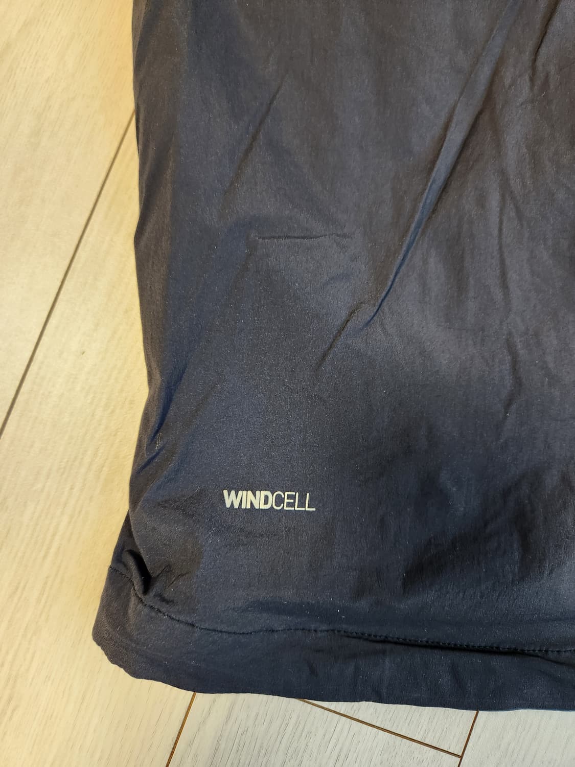 새상품급)푸마 바람막이 사이즈110 상품이미지4