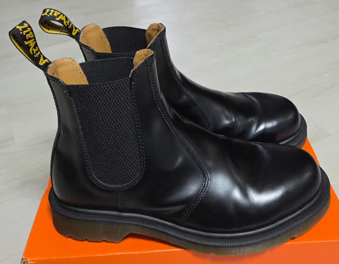 닥터마틴 2976 첼시 부츠  상품이미지4