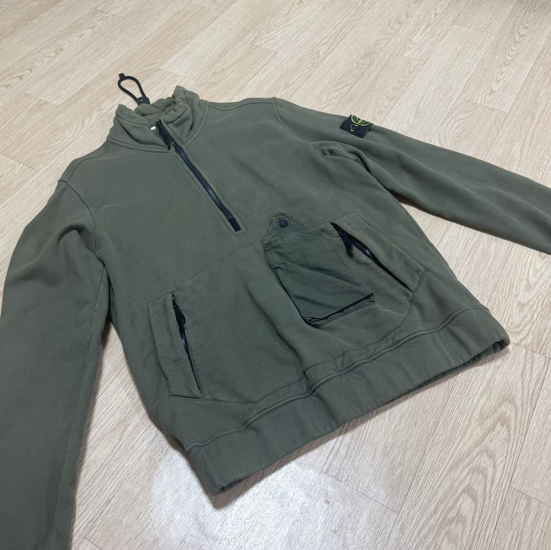 스톤 아일랜드 반집업 아노락 기모 맨투맨 M 상품이미지4