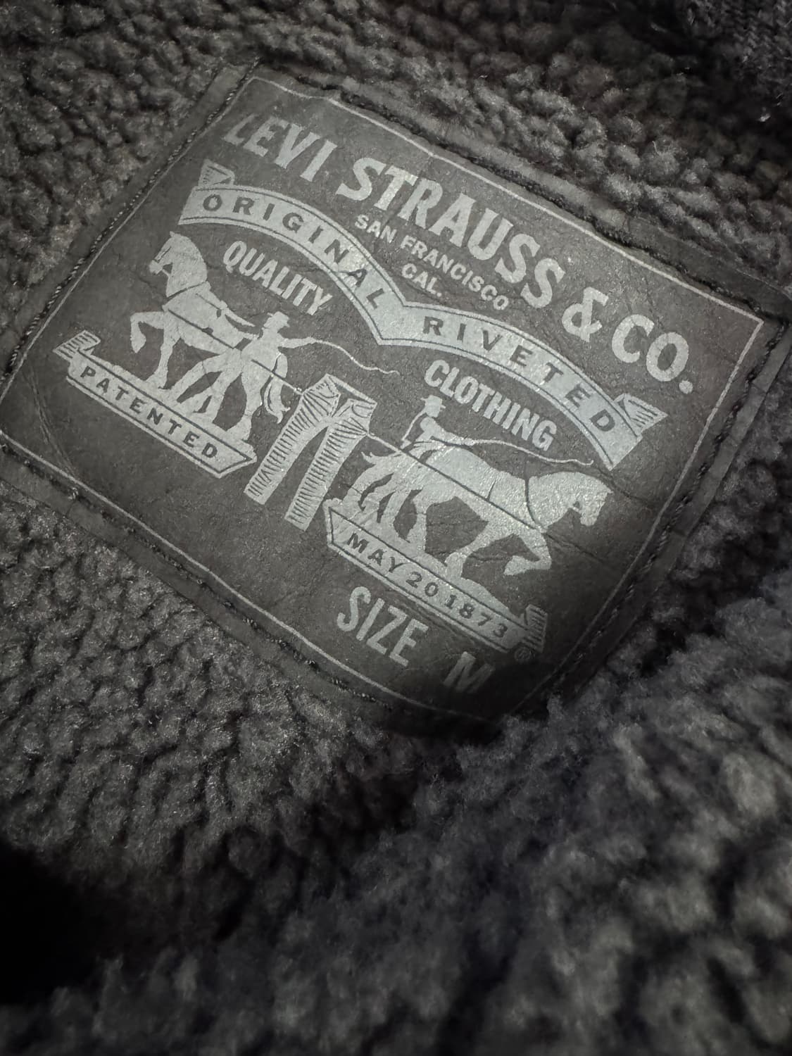 정품 리바이스 쉐르파 흑청 양털 데님자켓 M 상품이미지3