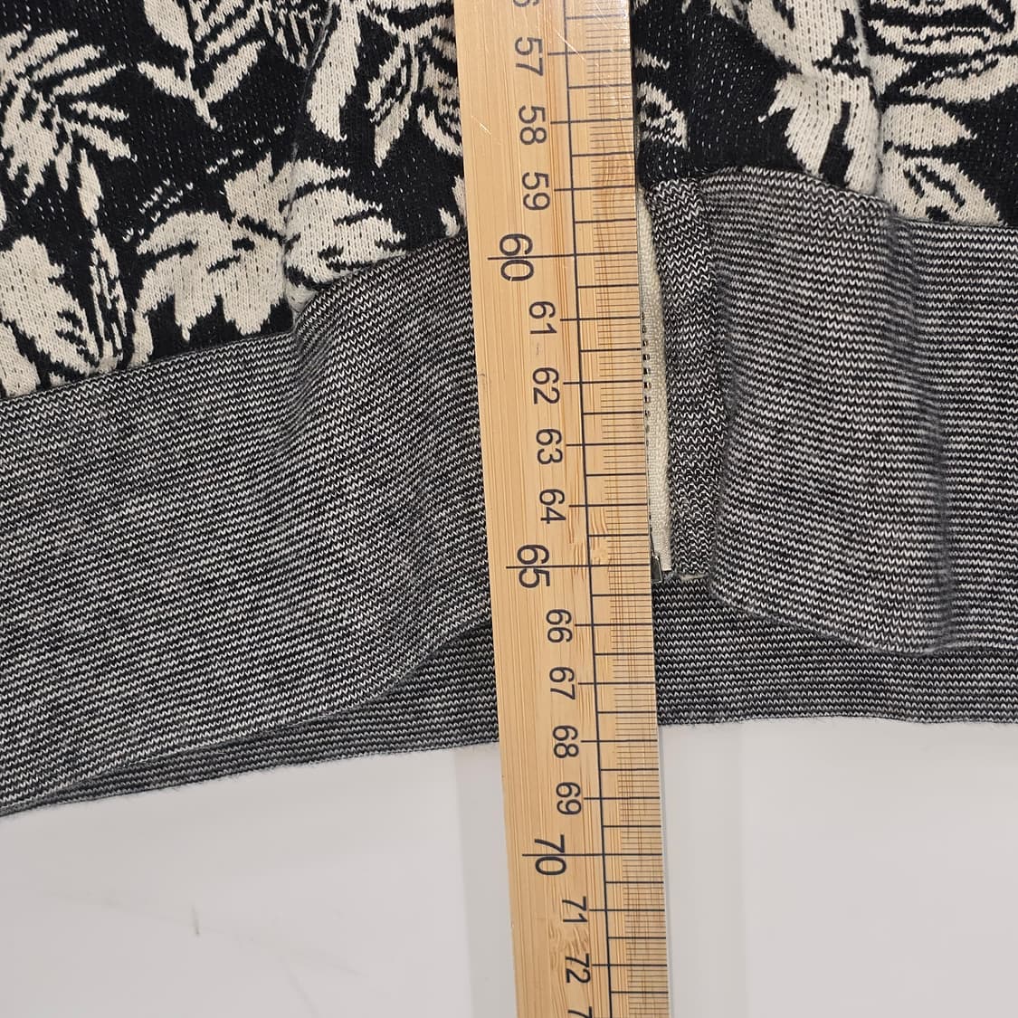 자라 맨 블랙 플라워 후드집업 95 상품이미지5