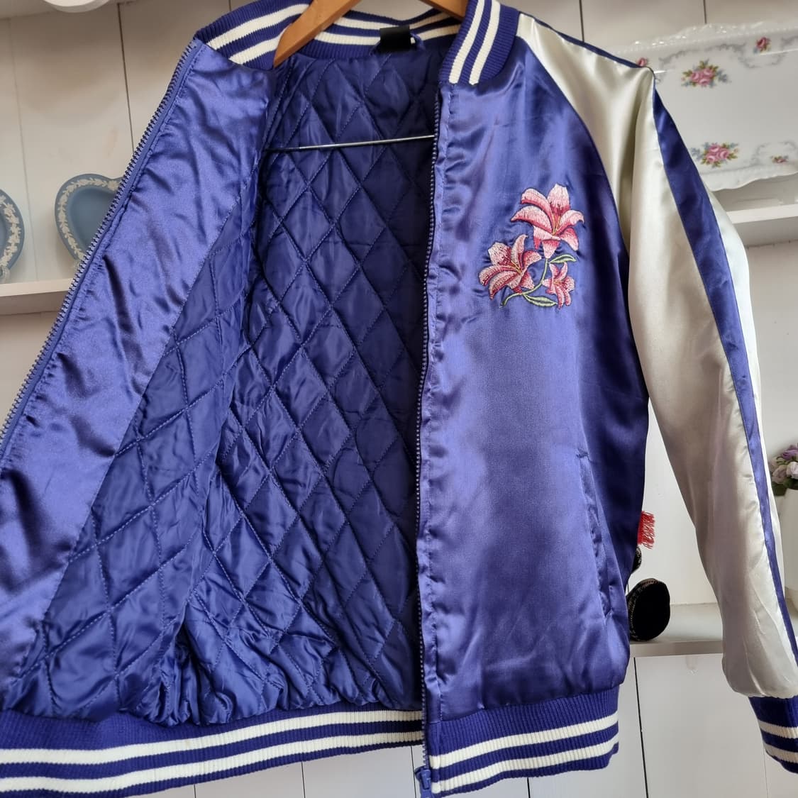 사틴 스카잔누빔점퍼 상품이미지4