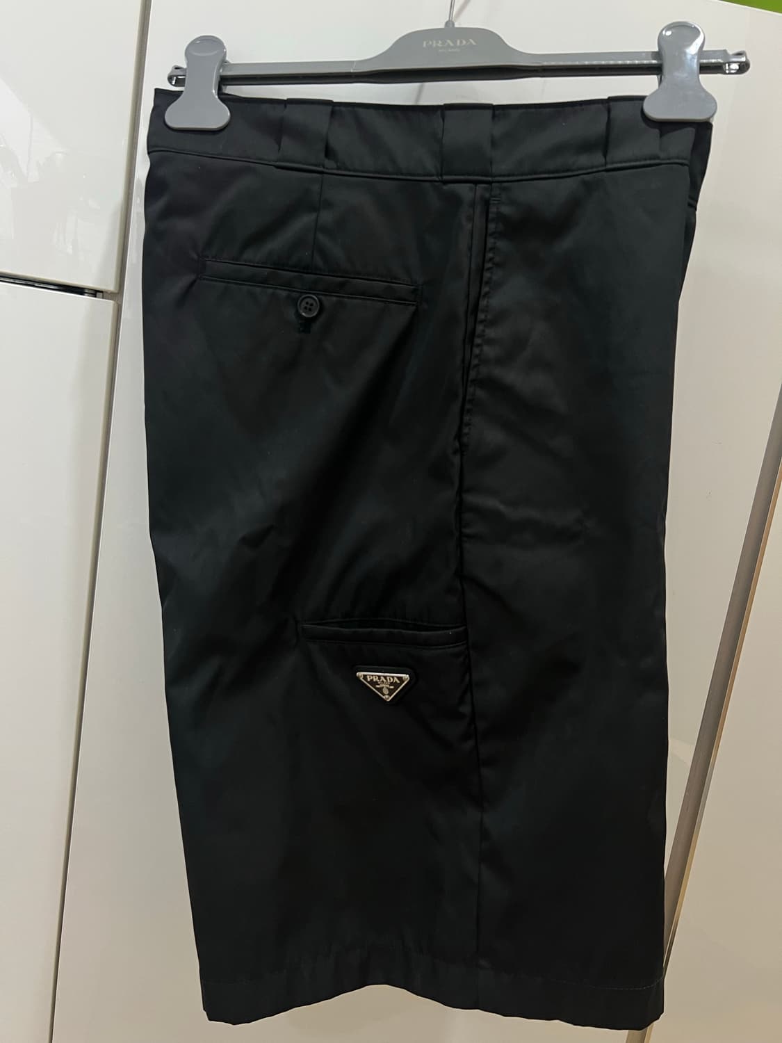 25fw 프라다 리나일론 버뮤다팬츠 (32-34) 상품이미지1