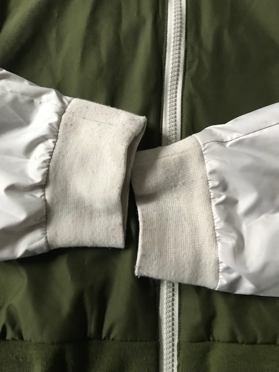 나이키 카키 후드 바람막이 상품이미지9