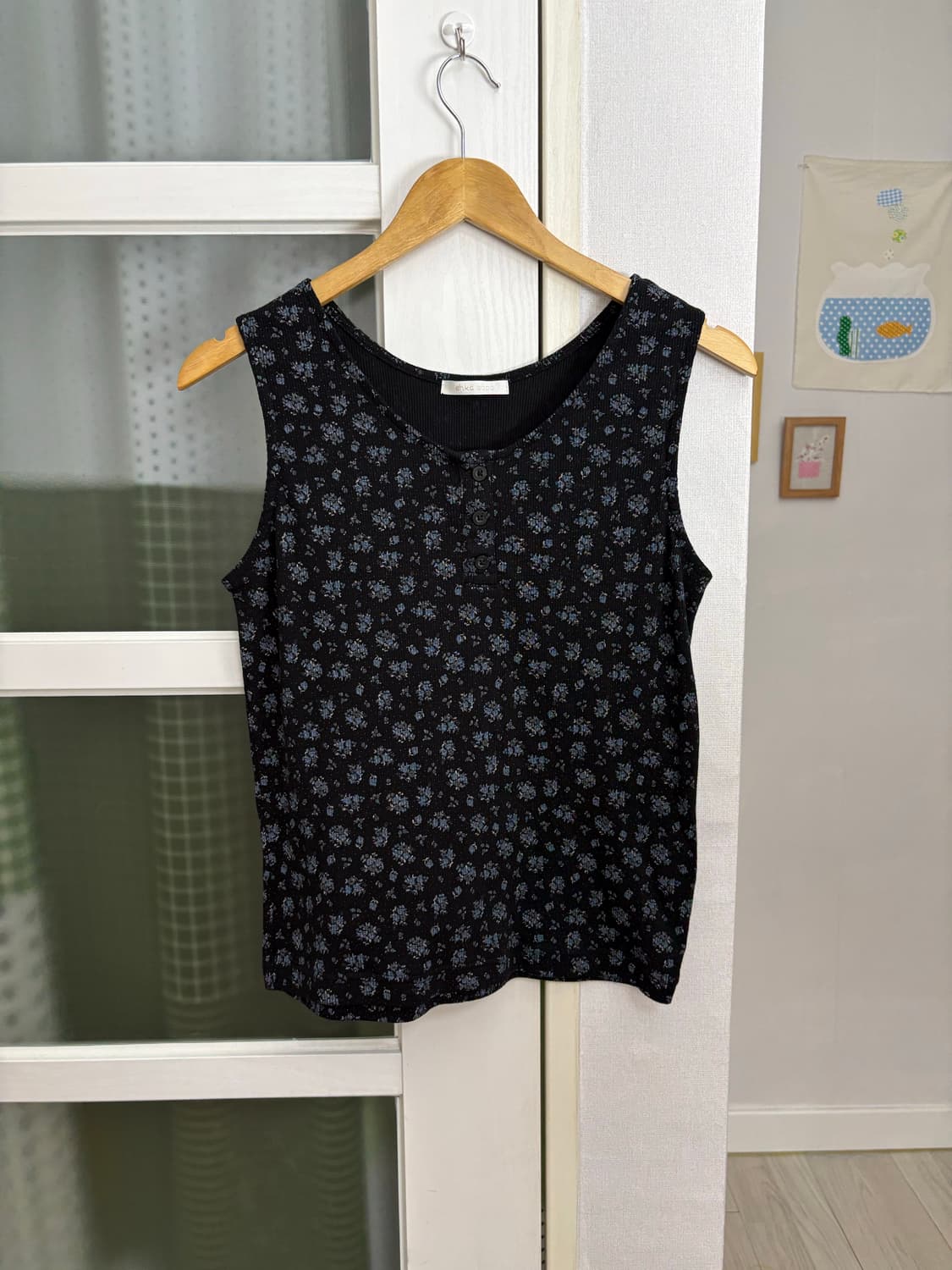 블랙 잔꽃 도트 슬리브리스 상품이미지1