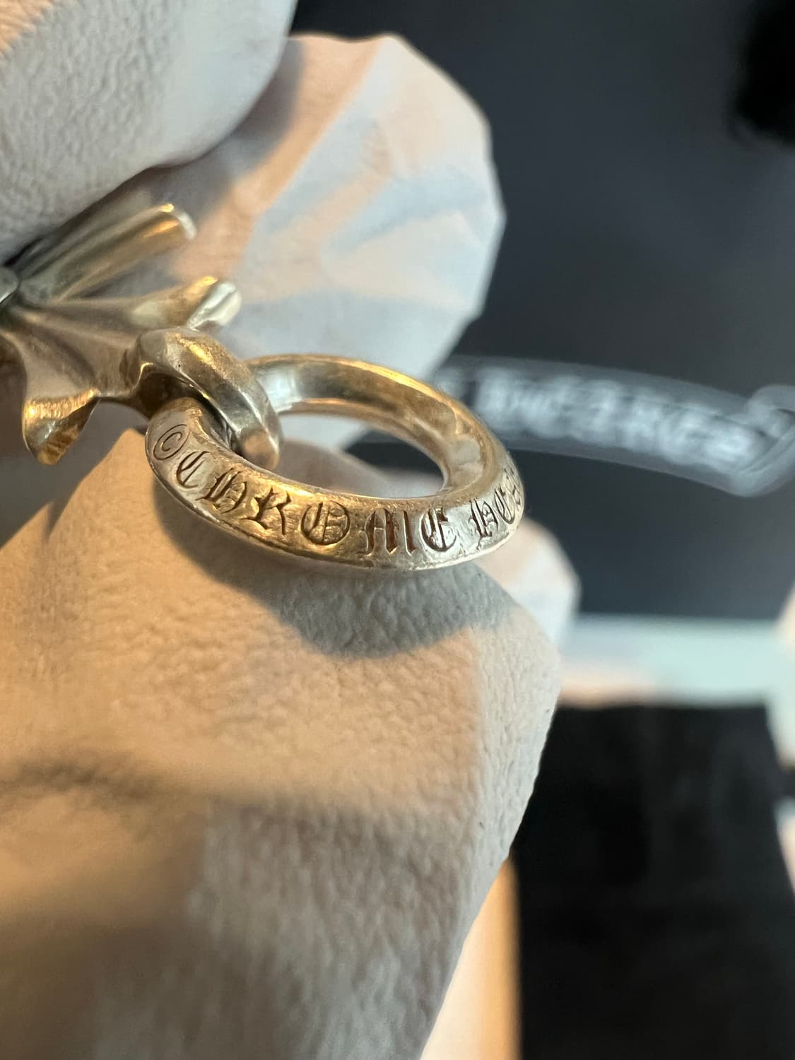 크롬하츠 타이니 크로스 펜던트 상품이미지4