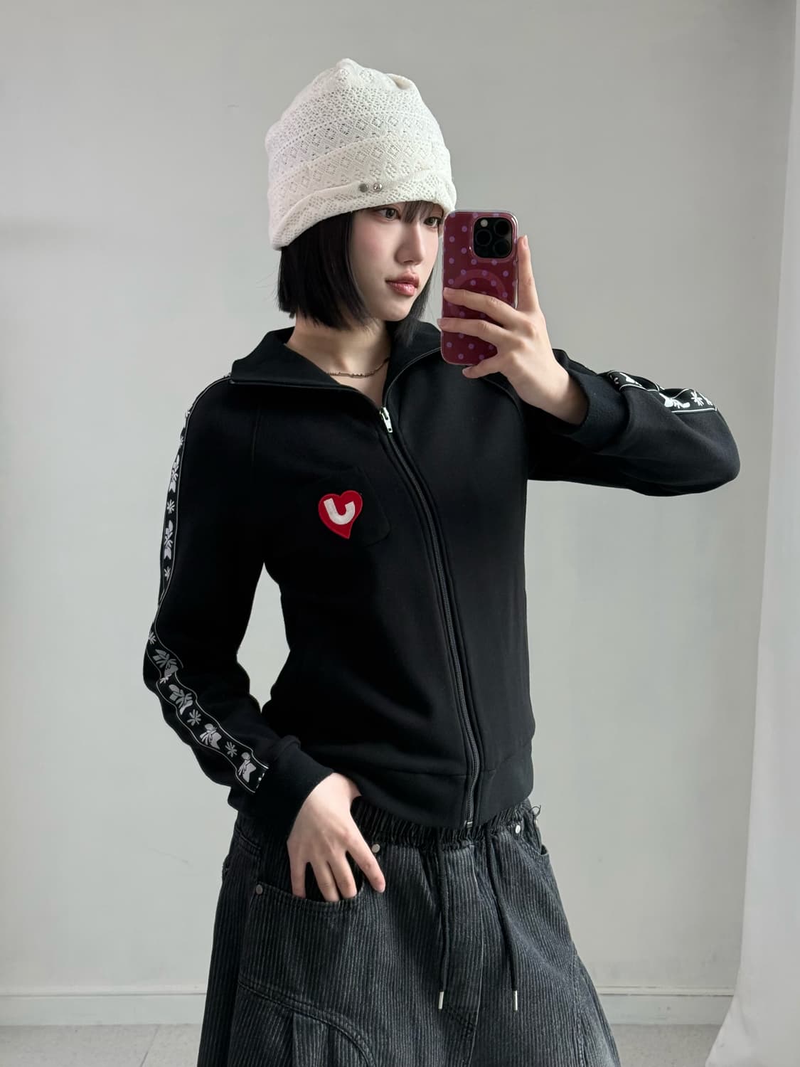 쥬씨꾸뛰르 하트 로고 집업 상품이미지3