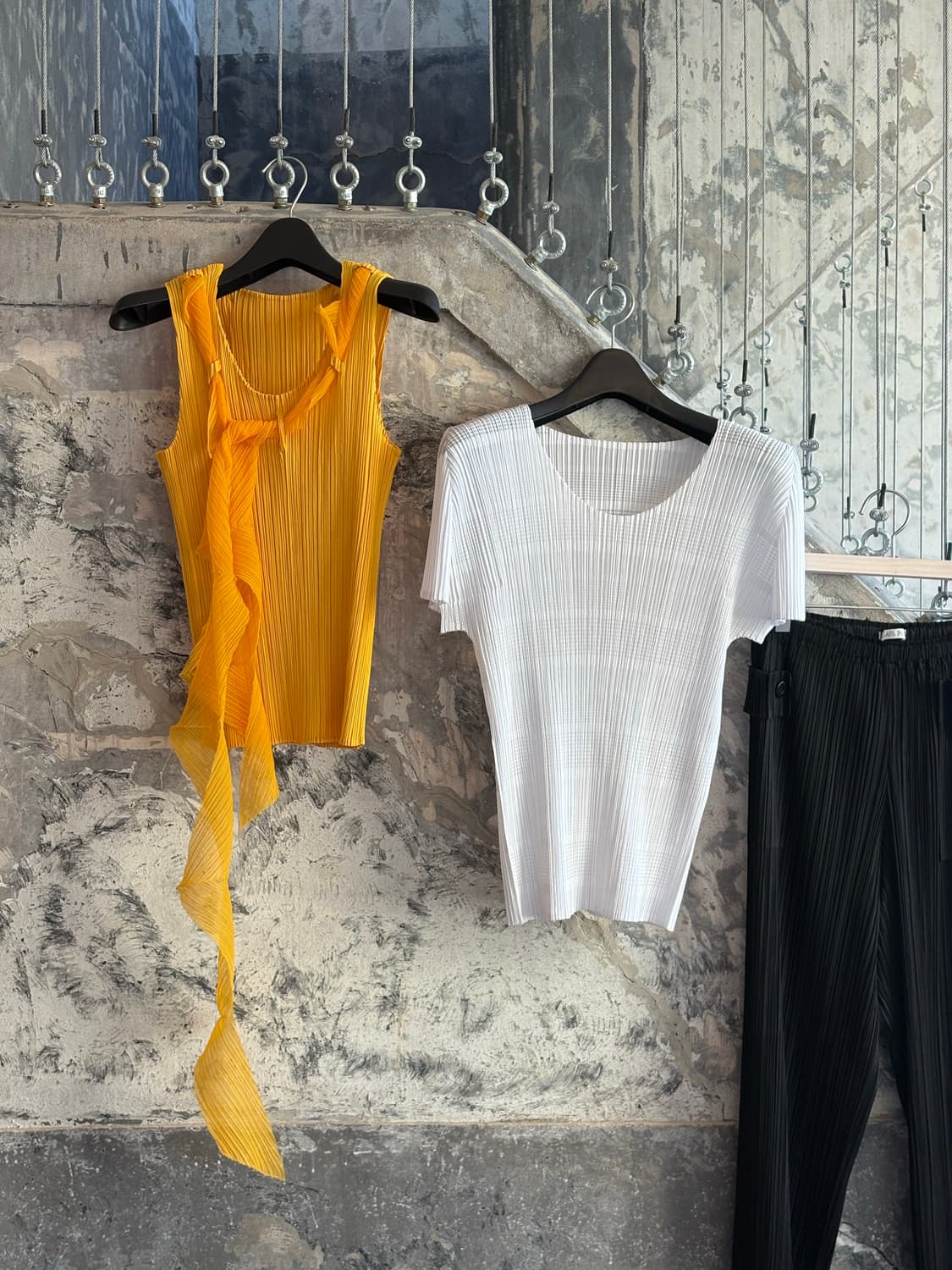 PLEATS PLEASE ISSEY MIYAKE White Top 상품이미지8