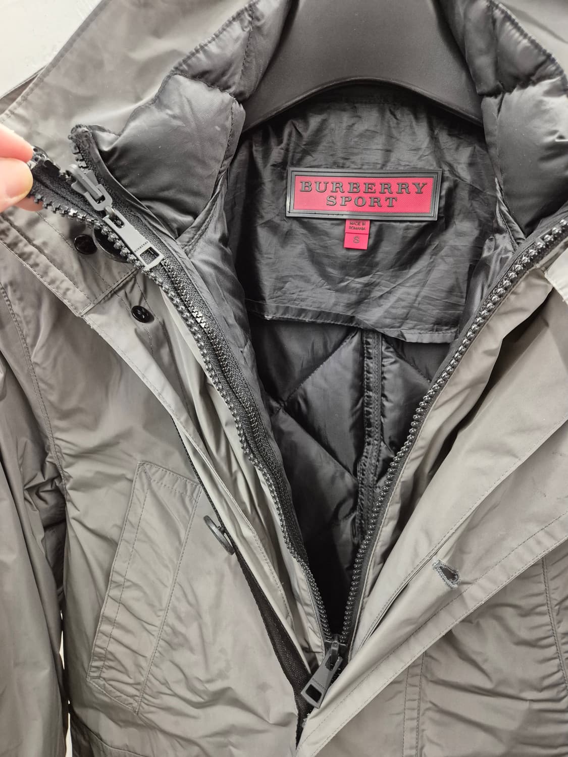 버버리 스포츠 그레이 후드 패딩 자켓 S 상품이미지6