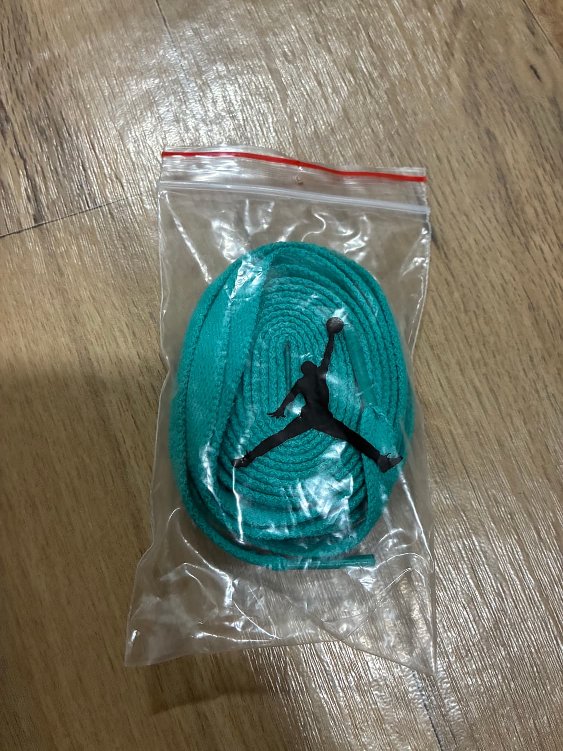 [상태 좋음] 에어조던 1 하이 OG 터보 그린 (260) 상품이미지9