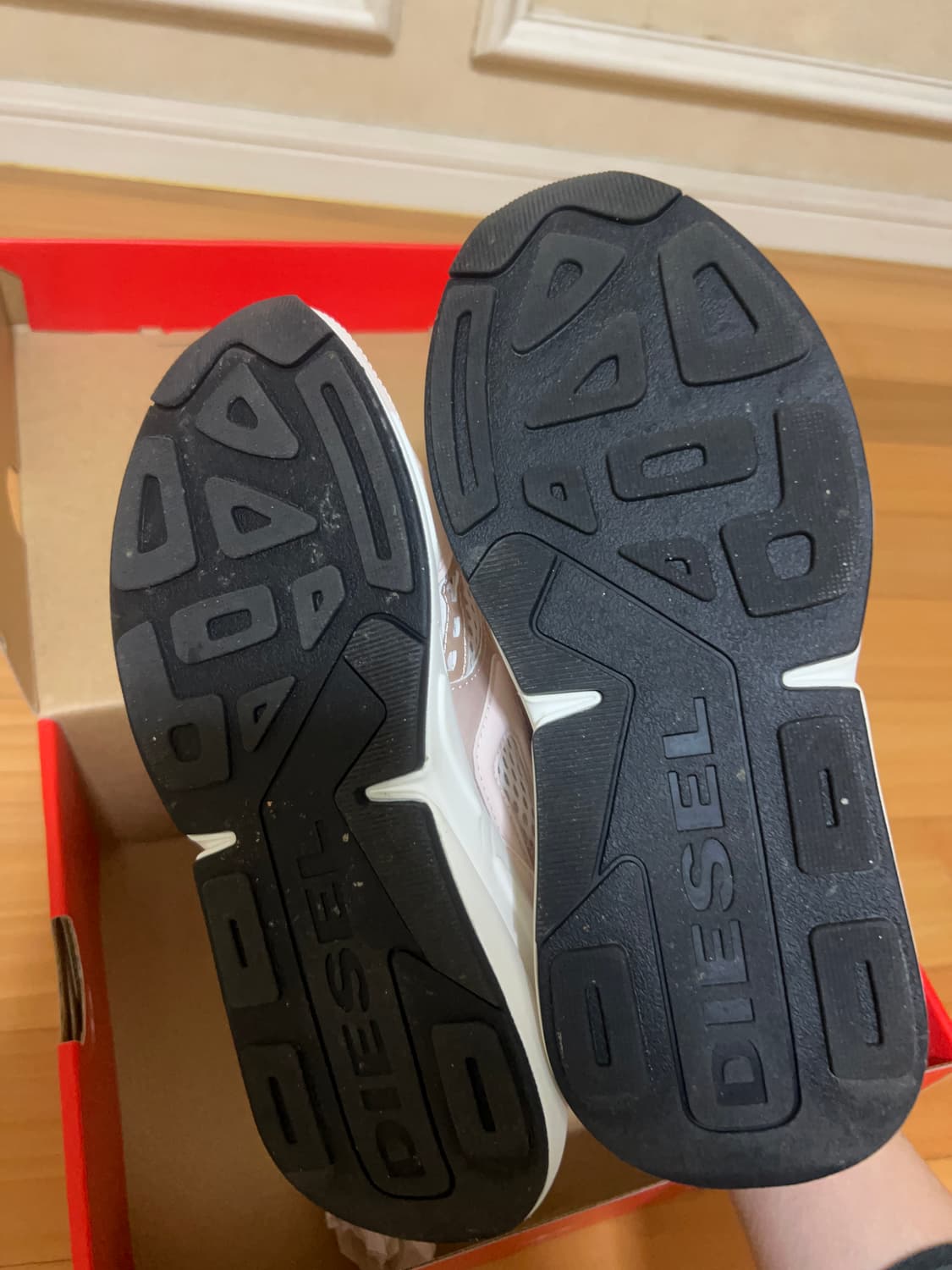 Diesel 세렌디피티 스니커즈 235 상품이미지3