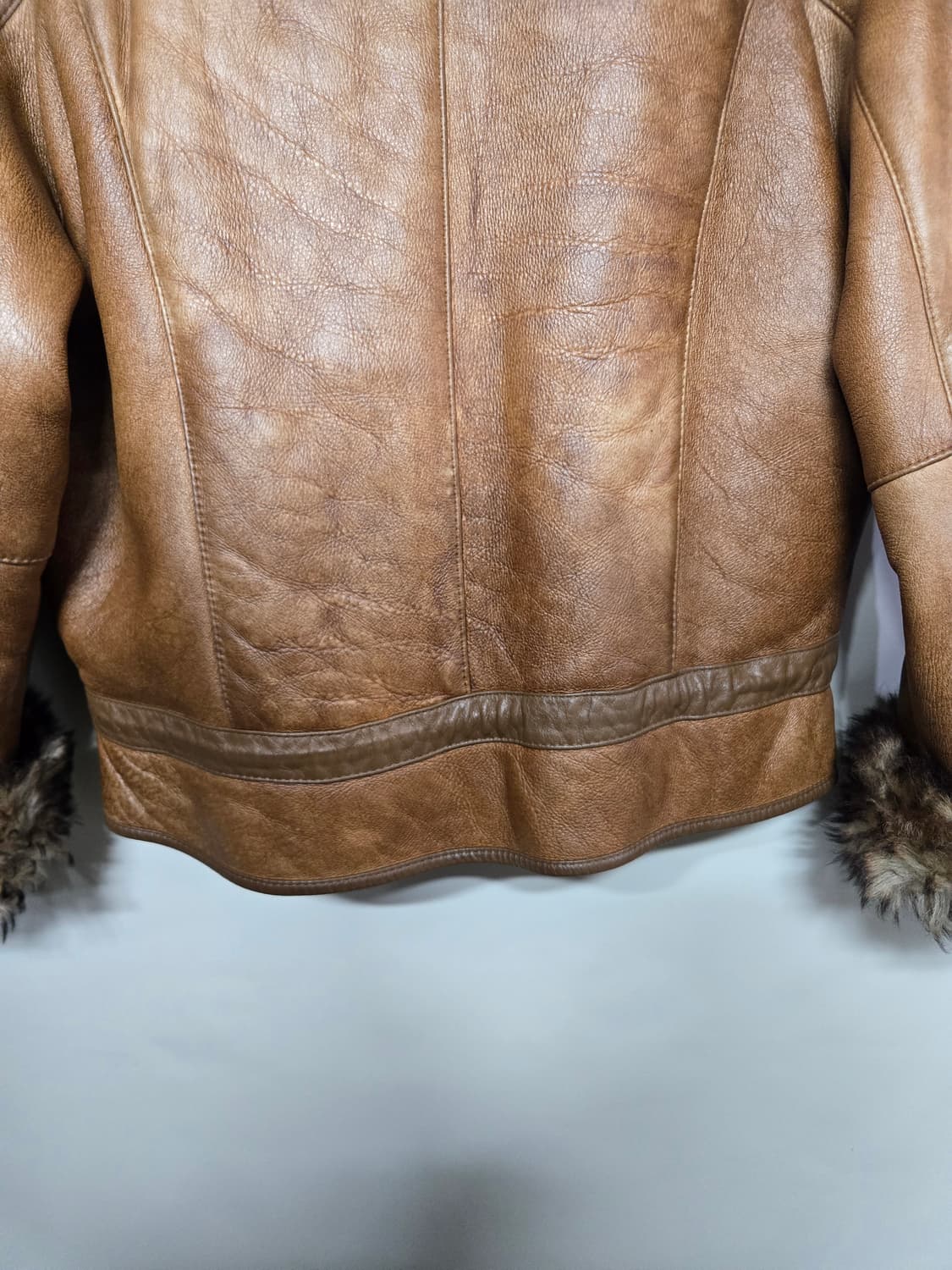 Rugby 양가죽 퍼 트리밍 무스탕 자켓 여105 상품이미지4