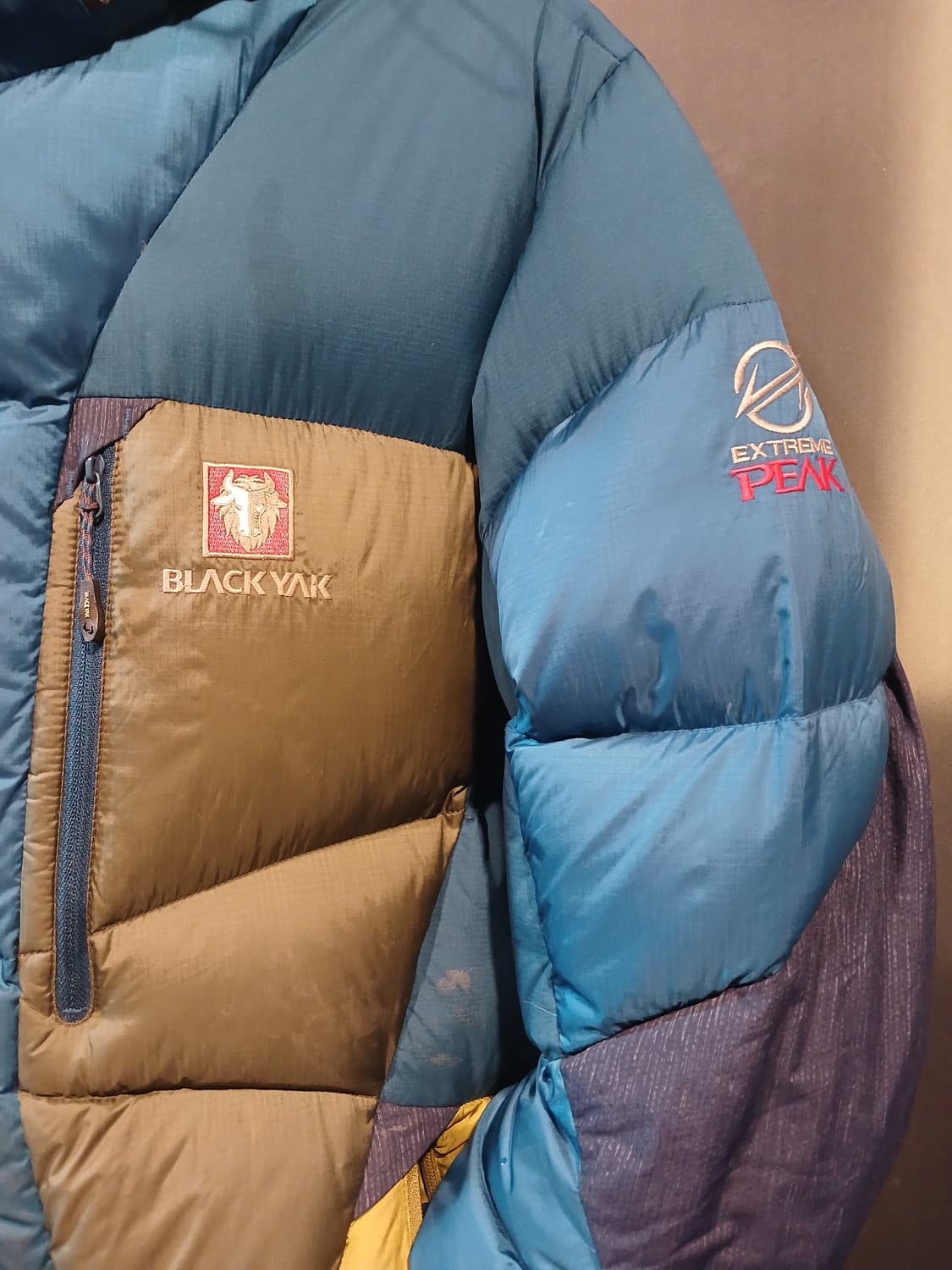 블랙야크 익스트림 피크 구스 다운 패딩 상품이미지3