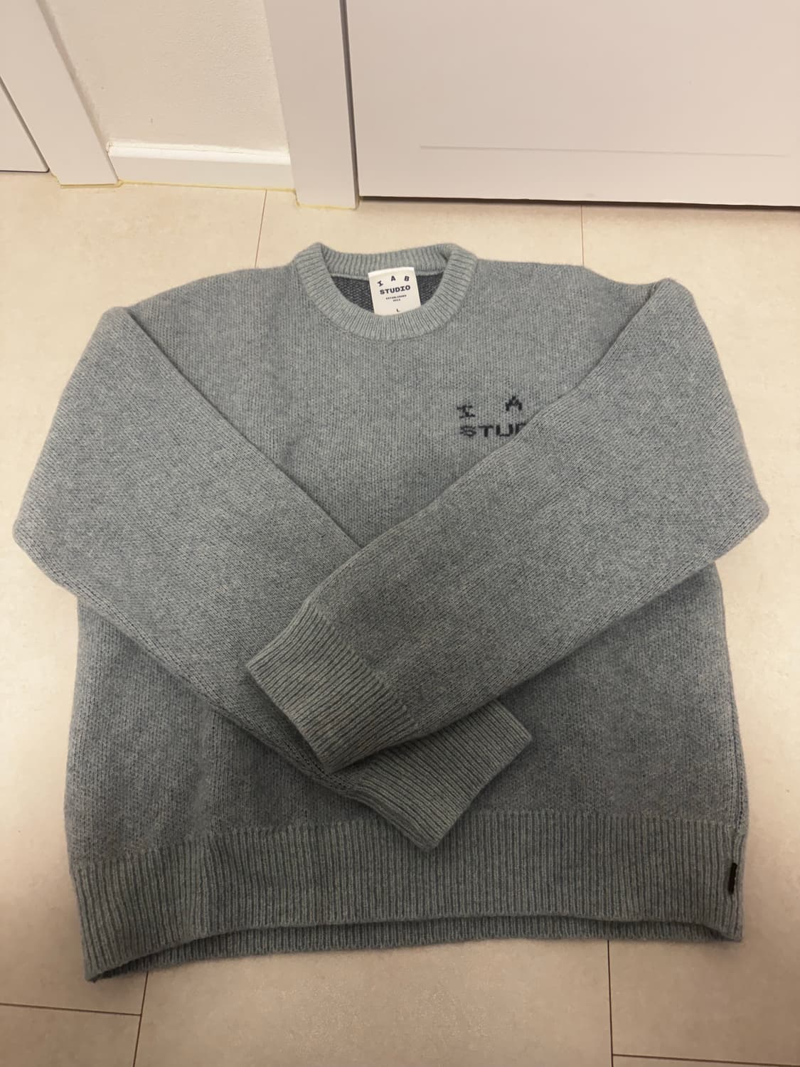 아이앱 스튜디오 니트 스틸 블루 L 상품이미지3