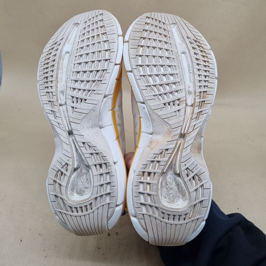 리복 직 키네티카2 남성운동화265  상품이미지3