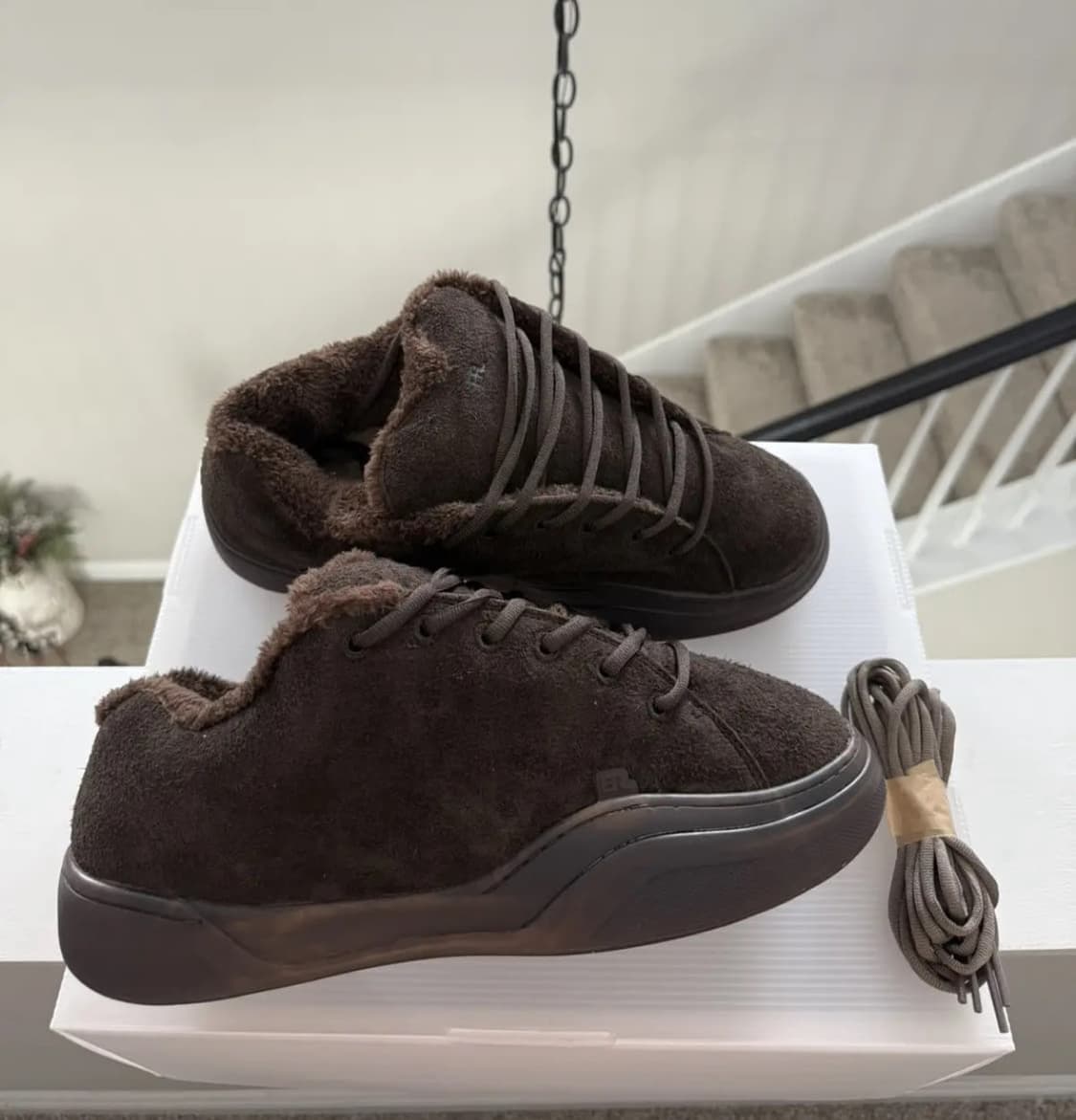 ERL Vamp Skate 스니커드 머드 상품이미지1