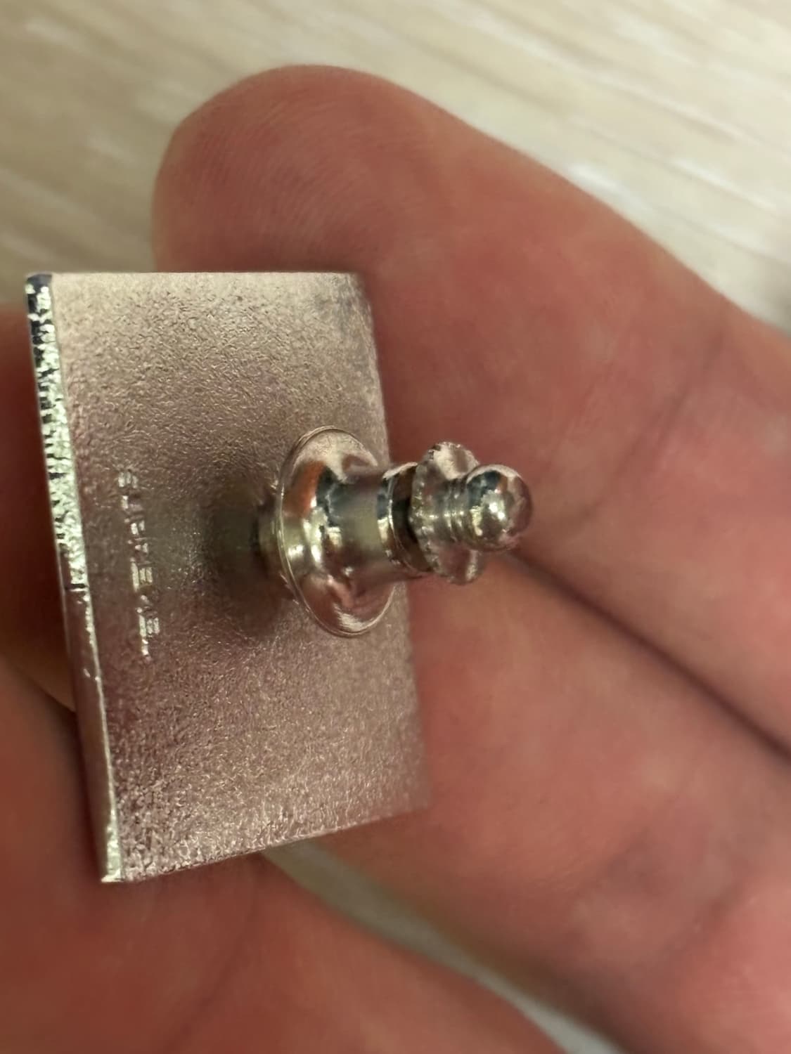 21ss 슈프림 샤인 핀 뱃지 상품이미지4