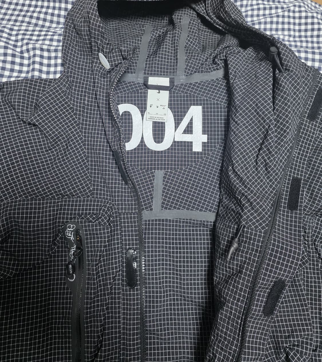 나이키 x 오프화이트 nrg 자켓 (DN1750-010) 상품이미지2