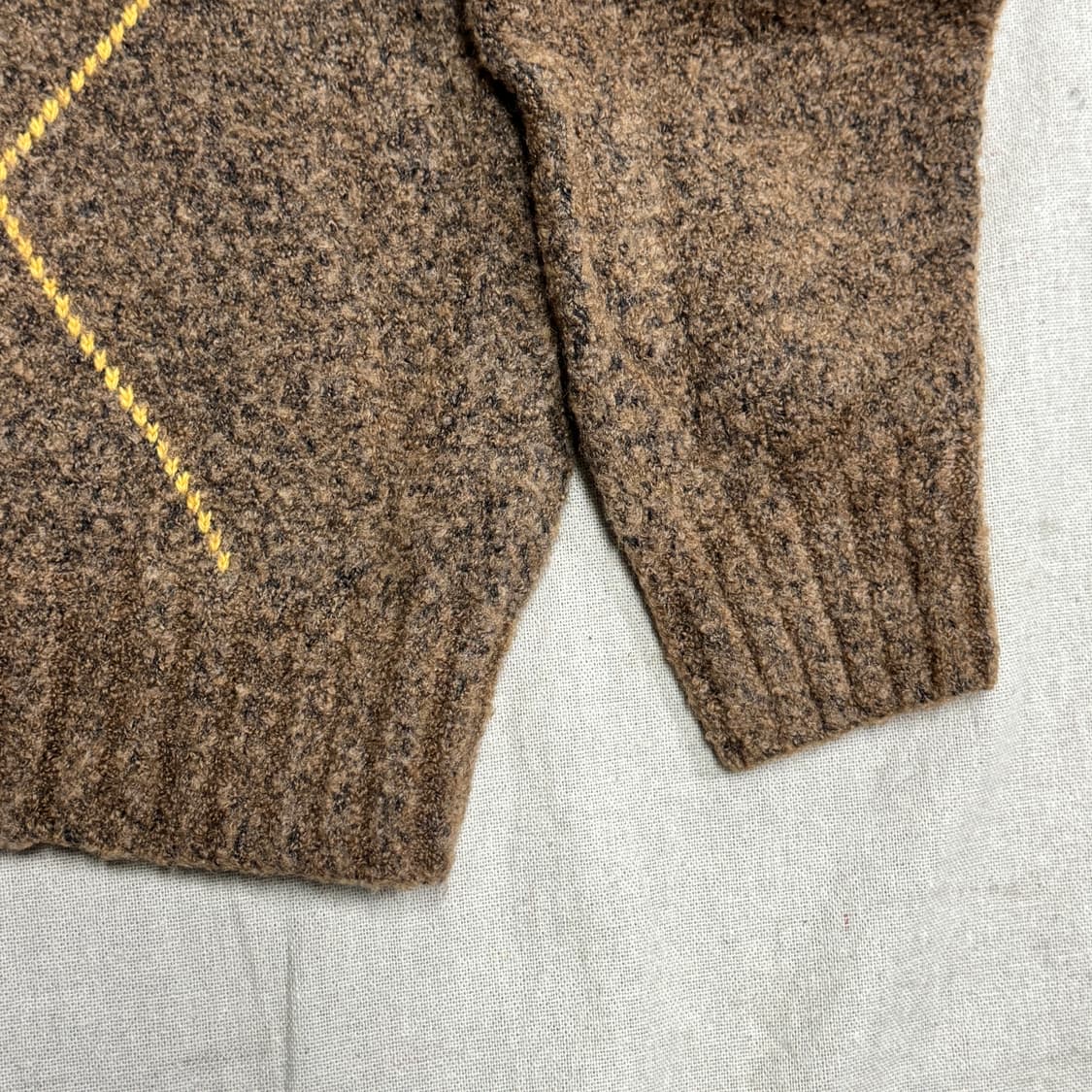 입생로랑 빈티지 90s 부클 아가일 니트 95(100) 상품이미지3