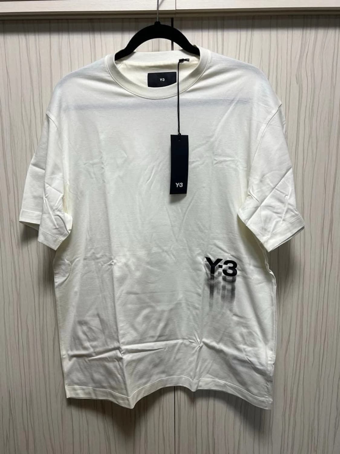 Y-3 그래픽 로고 숏슬리브 티셔츠 화이트 상품이미지1