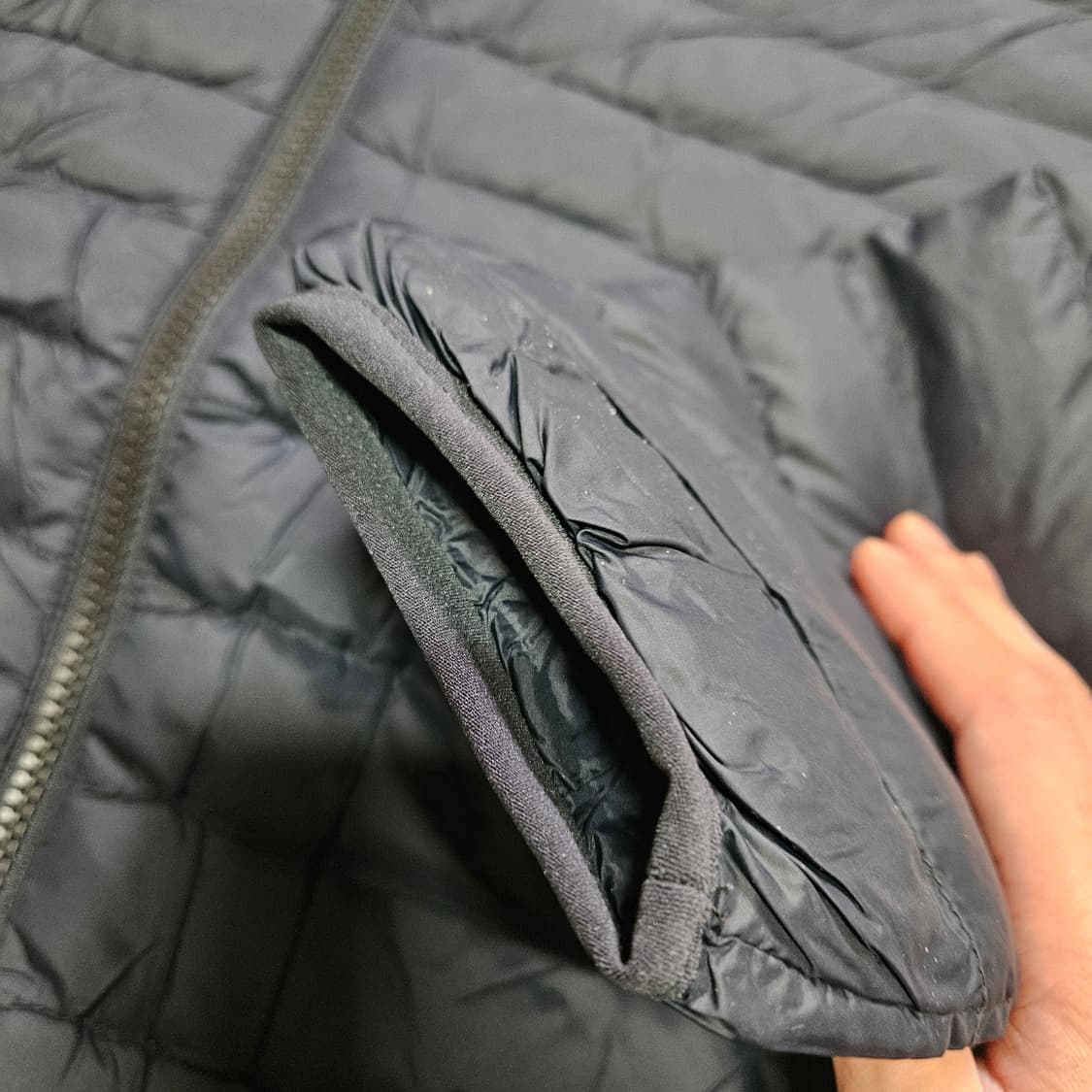 오클리 경량패딩 l 미개봉 새상품 상품이미지4